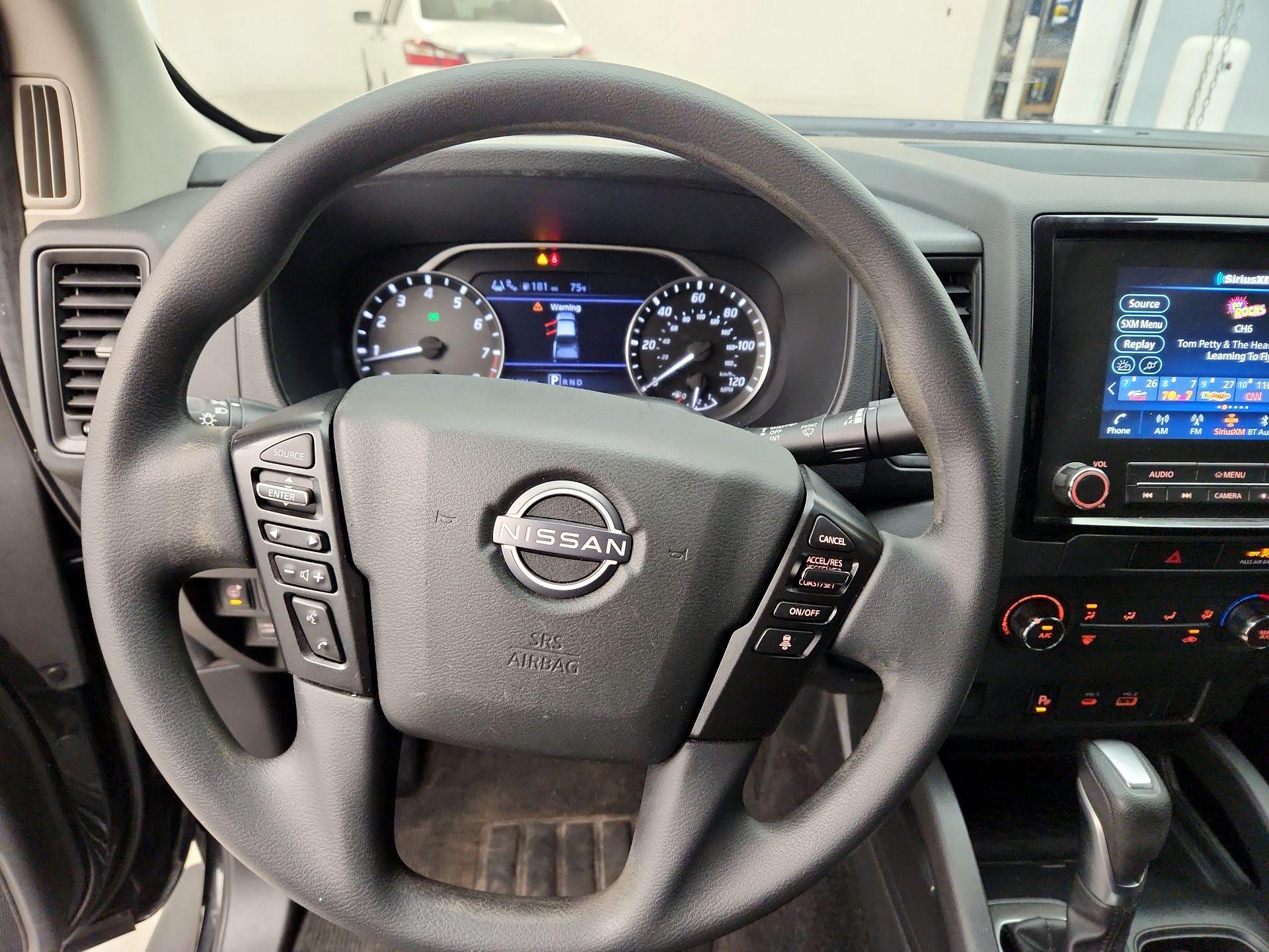 Thumbnail: 2022 Nissan Frontier - 10