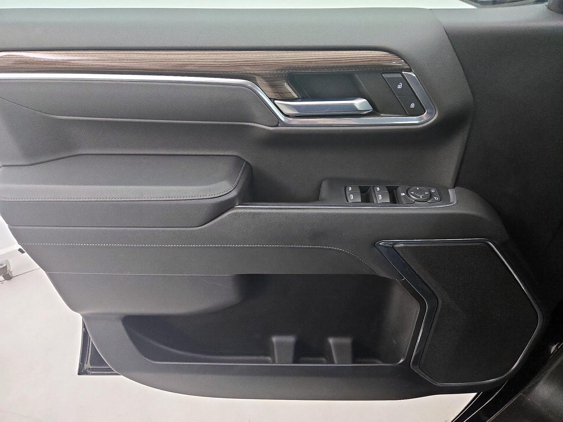 Thumbnail: 2022 Chevrolet Silverado 1500 - 12