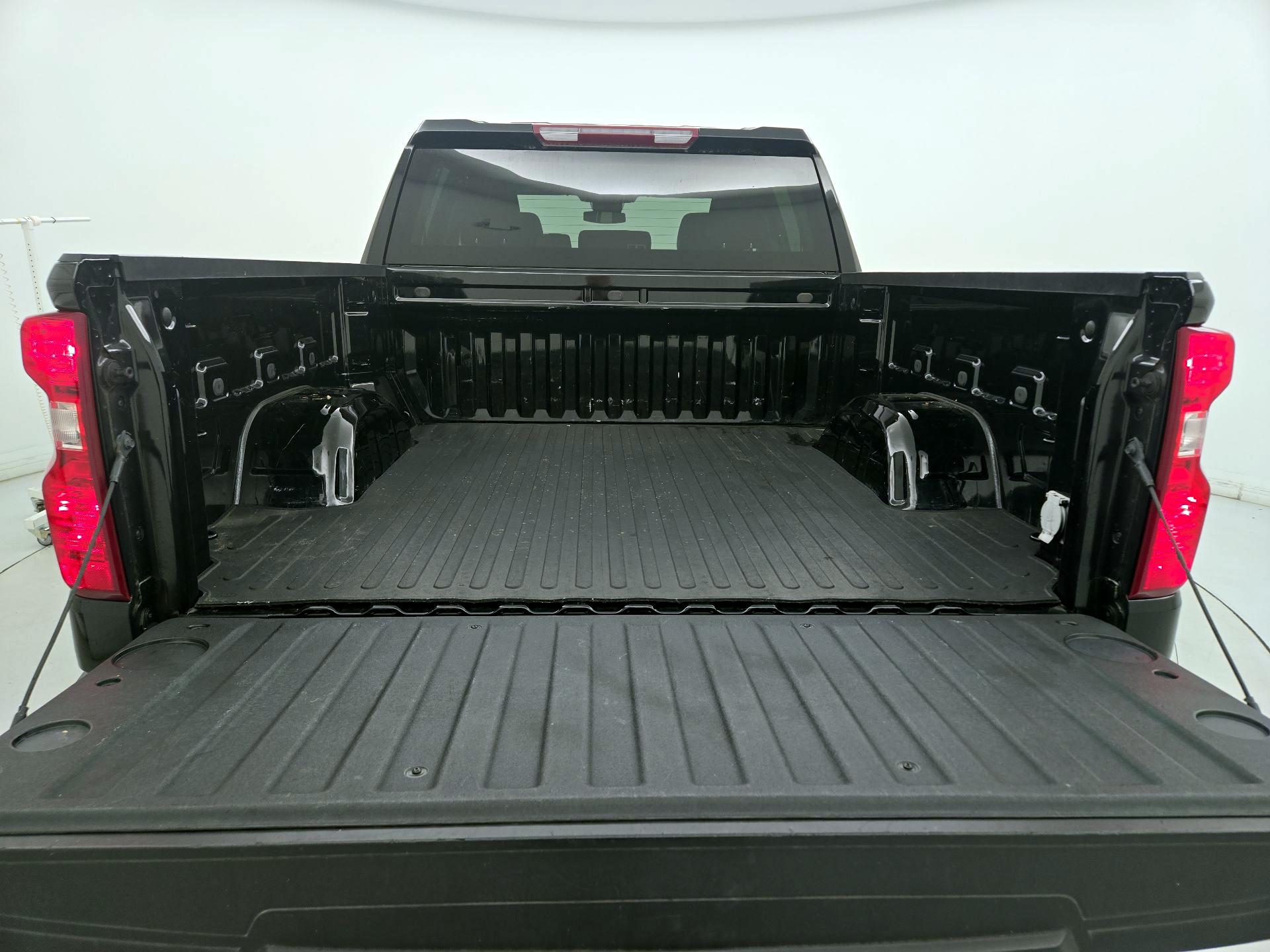 Thumbnail: 2022 Chevrolet Silverado 1500 - 20