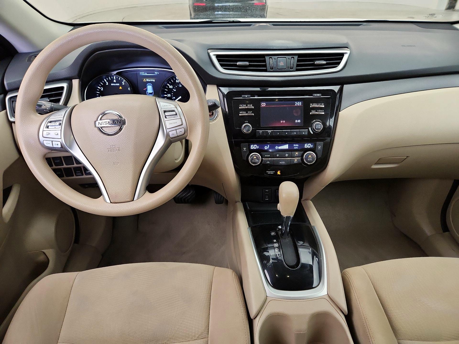 Thumbnail: 2015 Nissan Rogue - 9