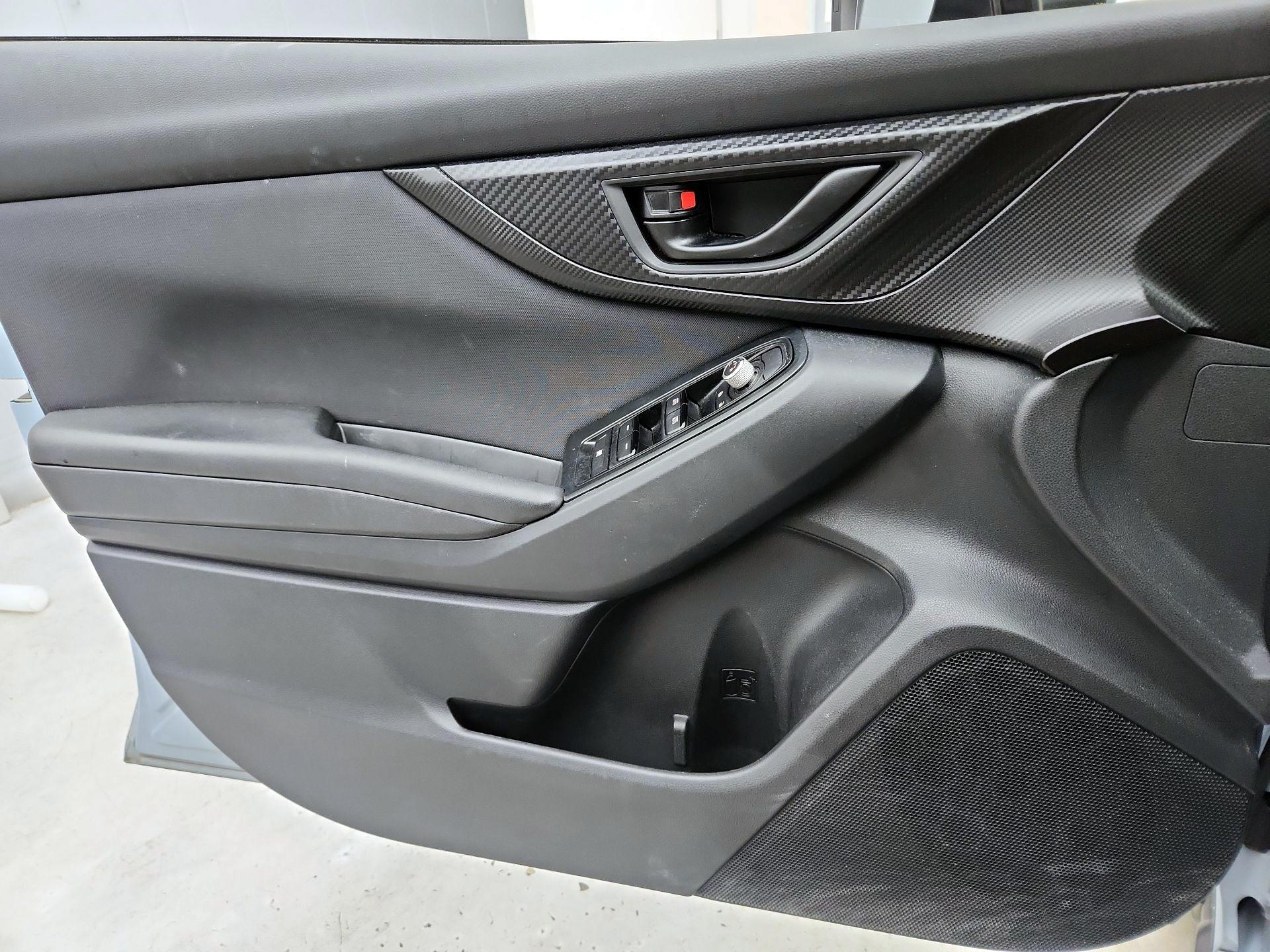 Thumbnail: 2020 Subaru Crosstrek - 12