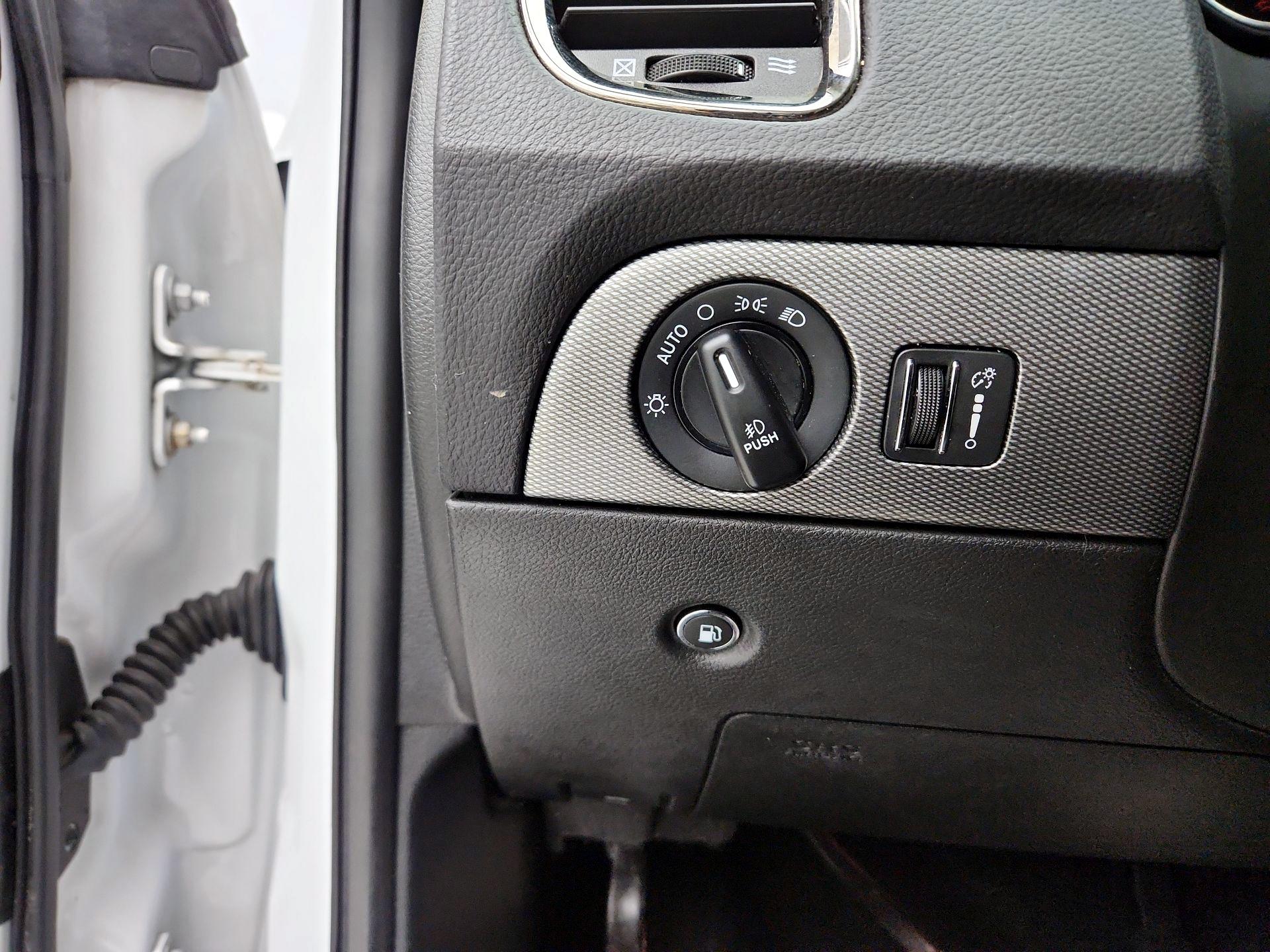 Thumbnail: 2020 Dodge Durango - 13