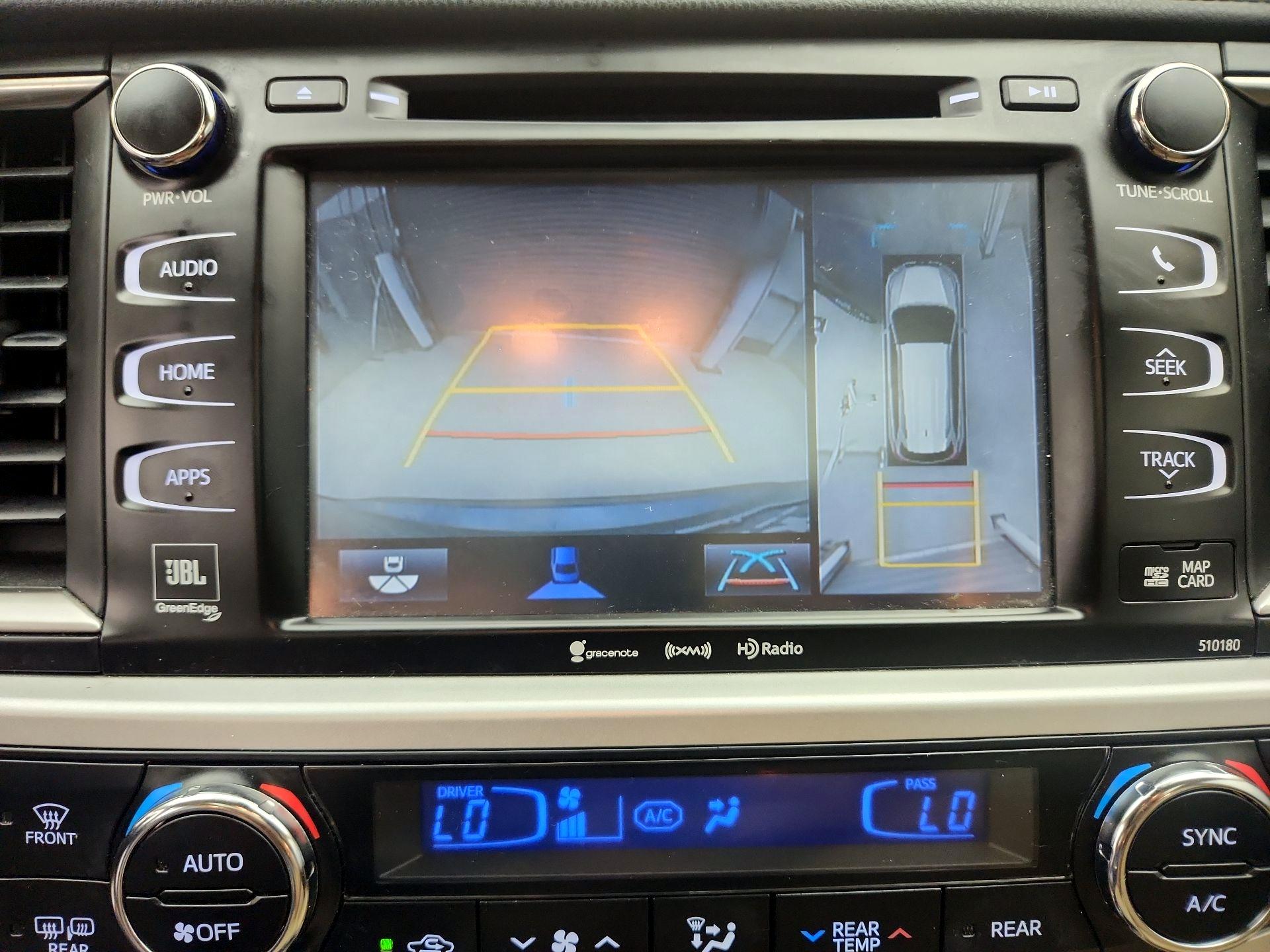 Thumbnail: 2017 Toyota Highlander - 14