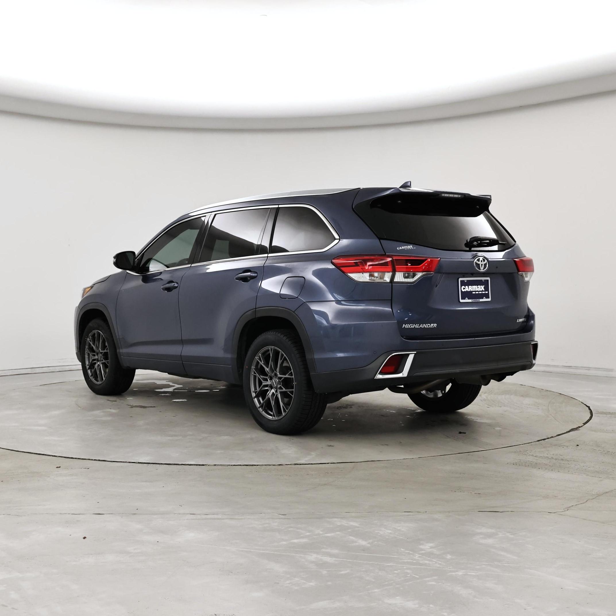 Thumbnail: 2017 Toyota Highlander - 2