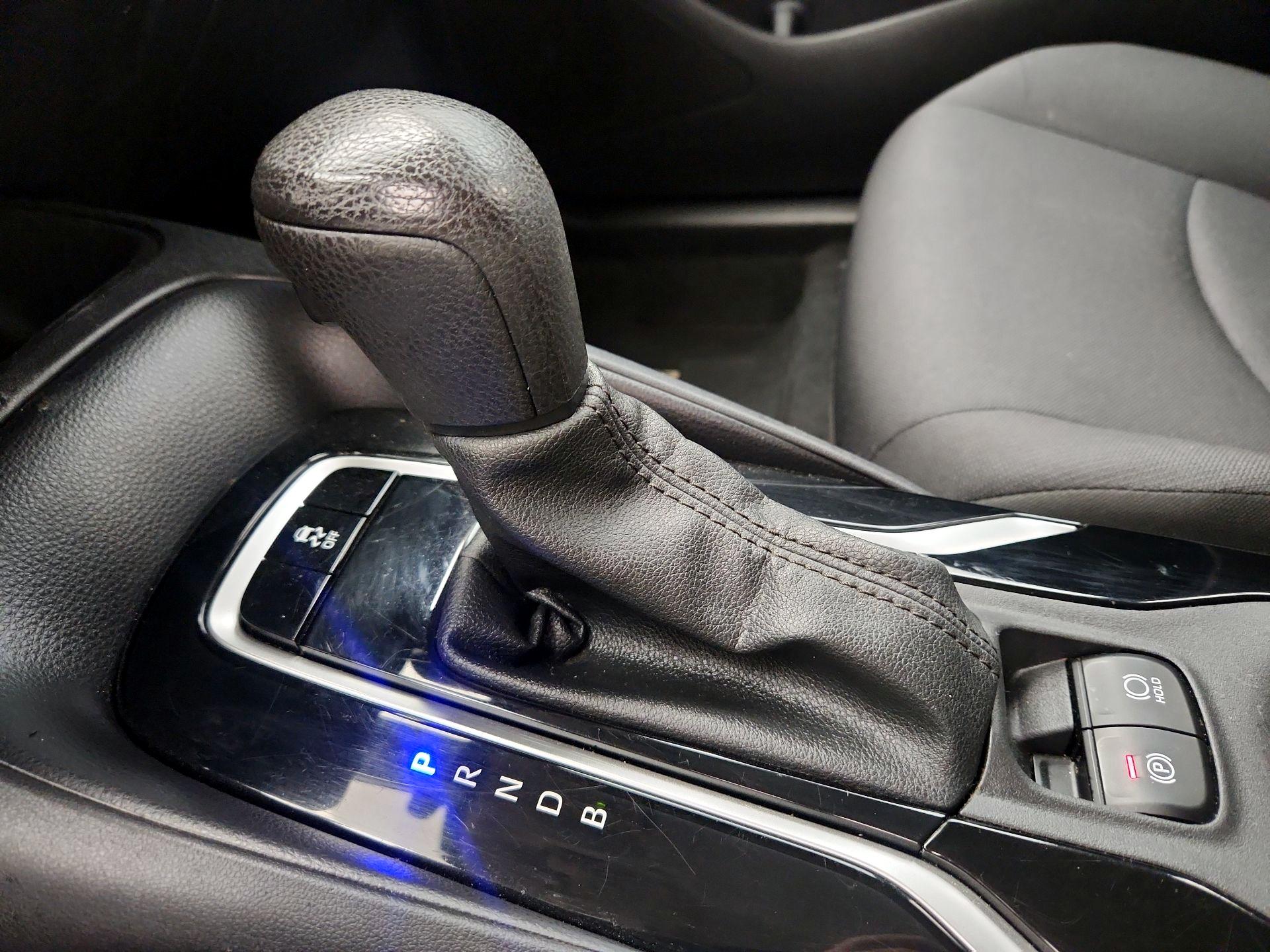 Thumbnail: 2022 Toyota Corolla - 17