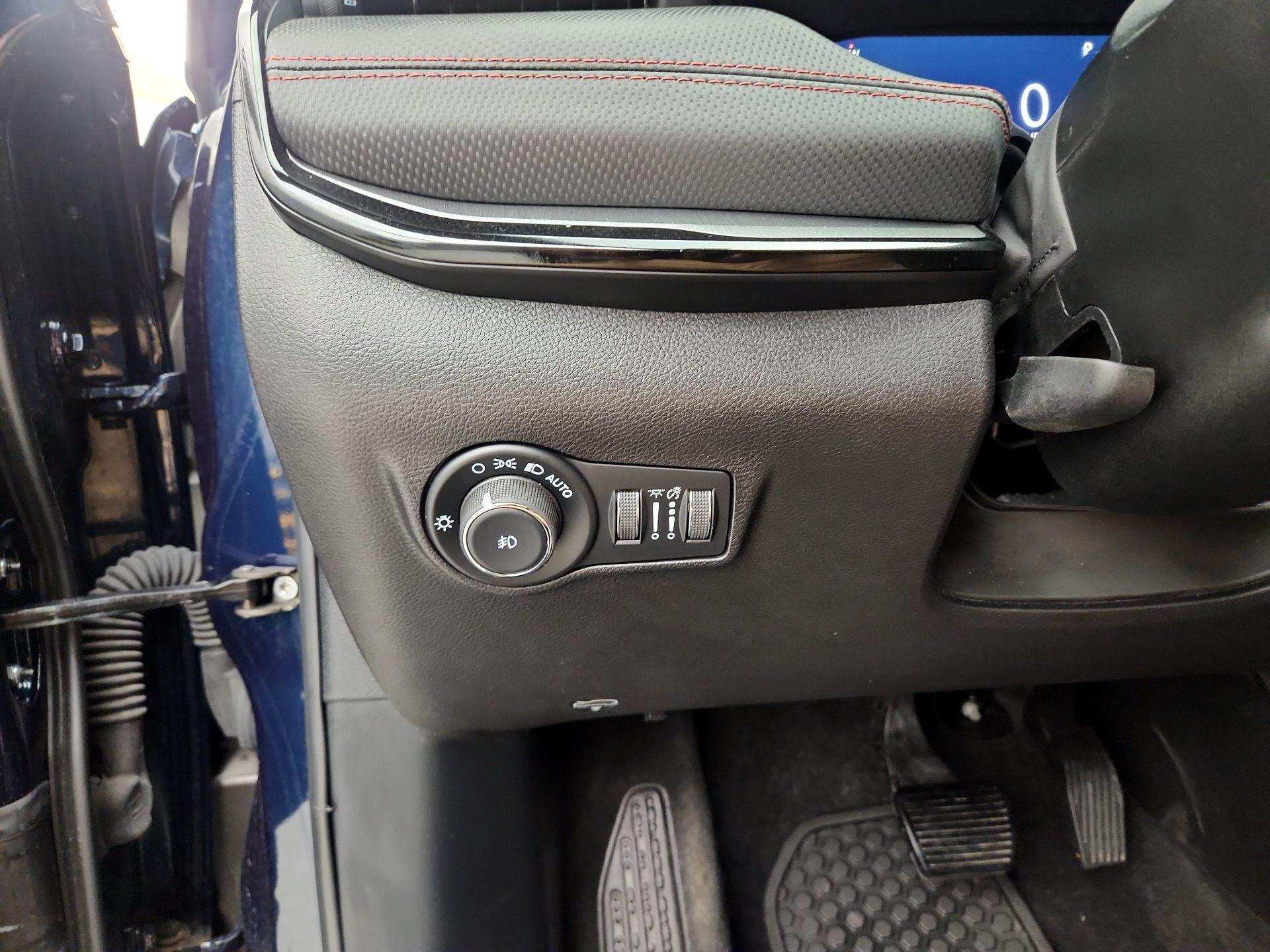 Thumbnail: 2024 Jeep Compass - 13