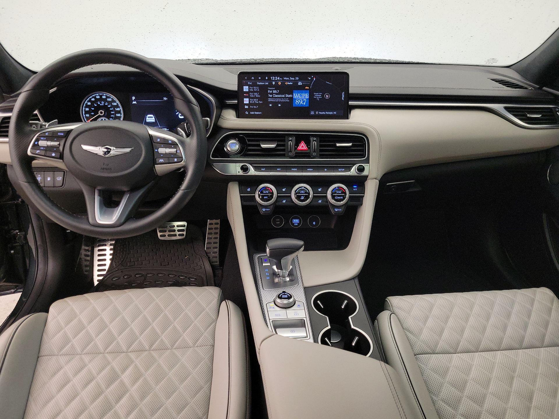 Thumbnail: 2023 Genesis G70 - 9