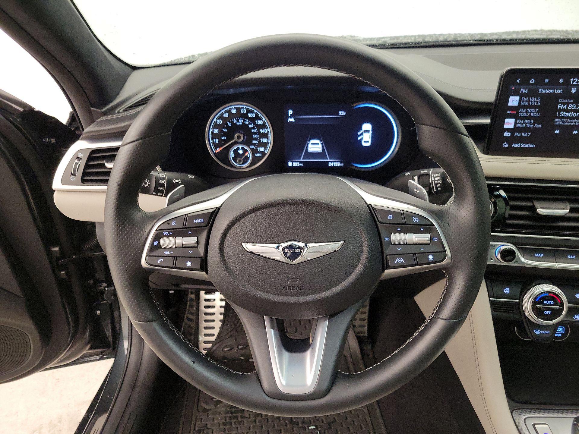 Thumbnail: 2023 Genesis G70 - 10