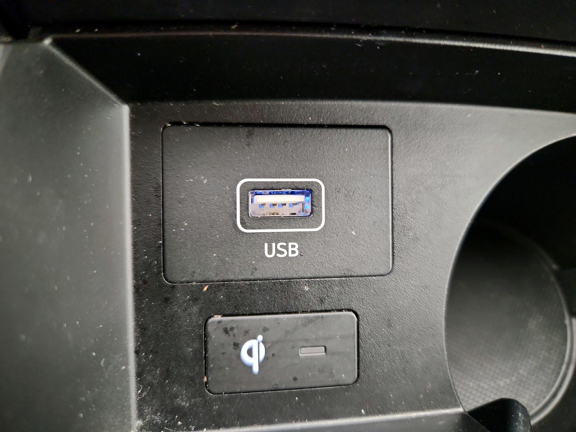 Thumbnail: 2023 Hyundai Santa Fe - 19