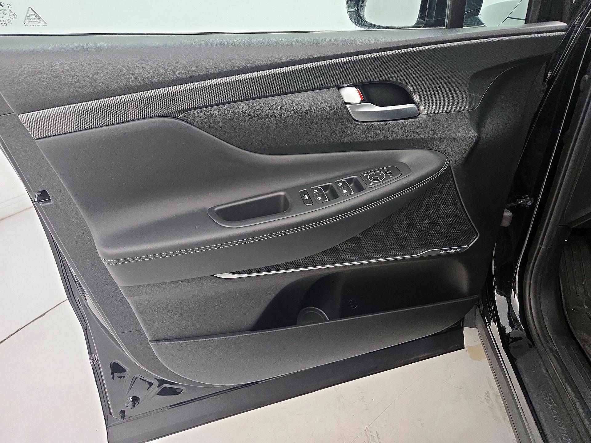 Thumbnail: 2023 Hyundai Santa Fe - 12