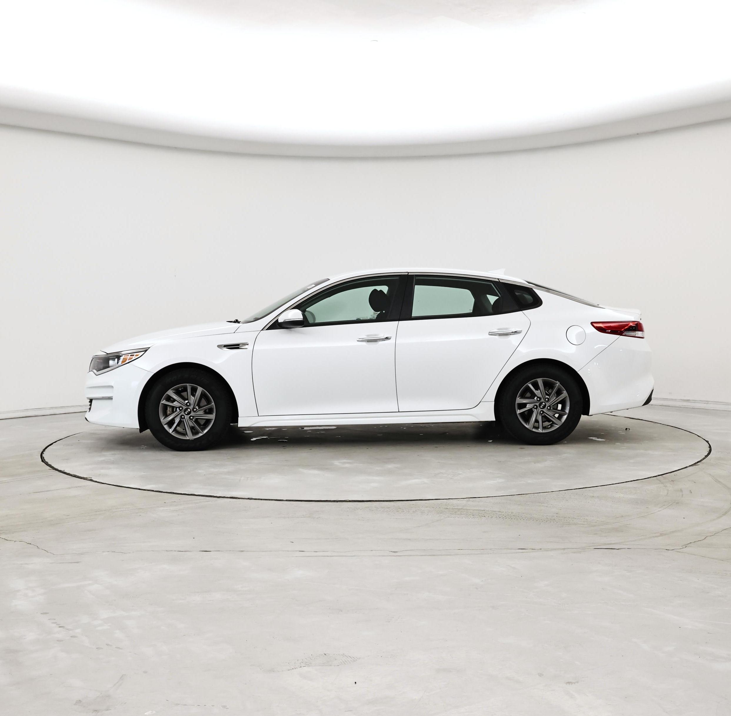 Thumbnail: 2018 Kia Optima - 3