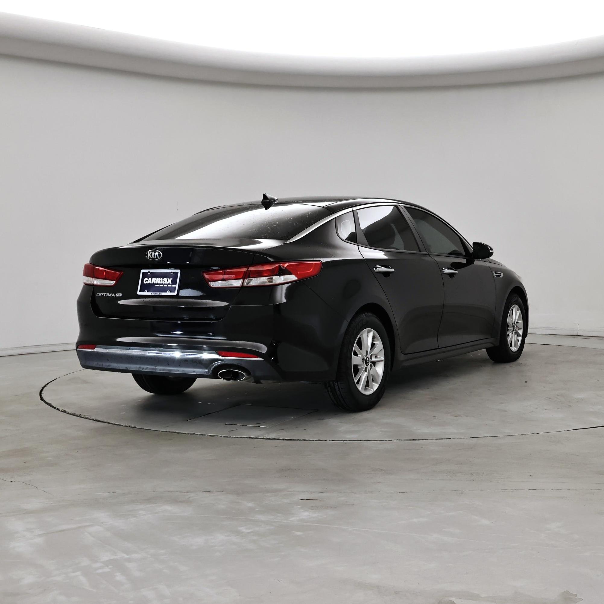 Thumbnail: 2016 Kia Optima - 8