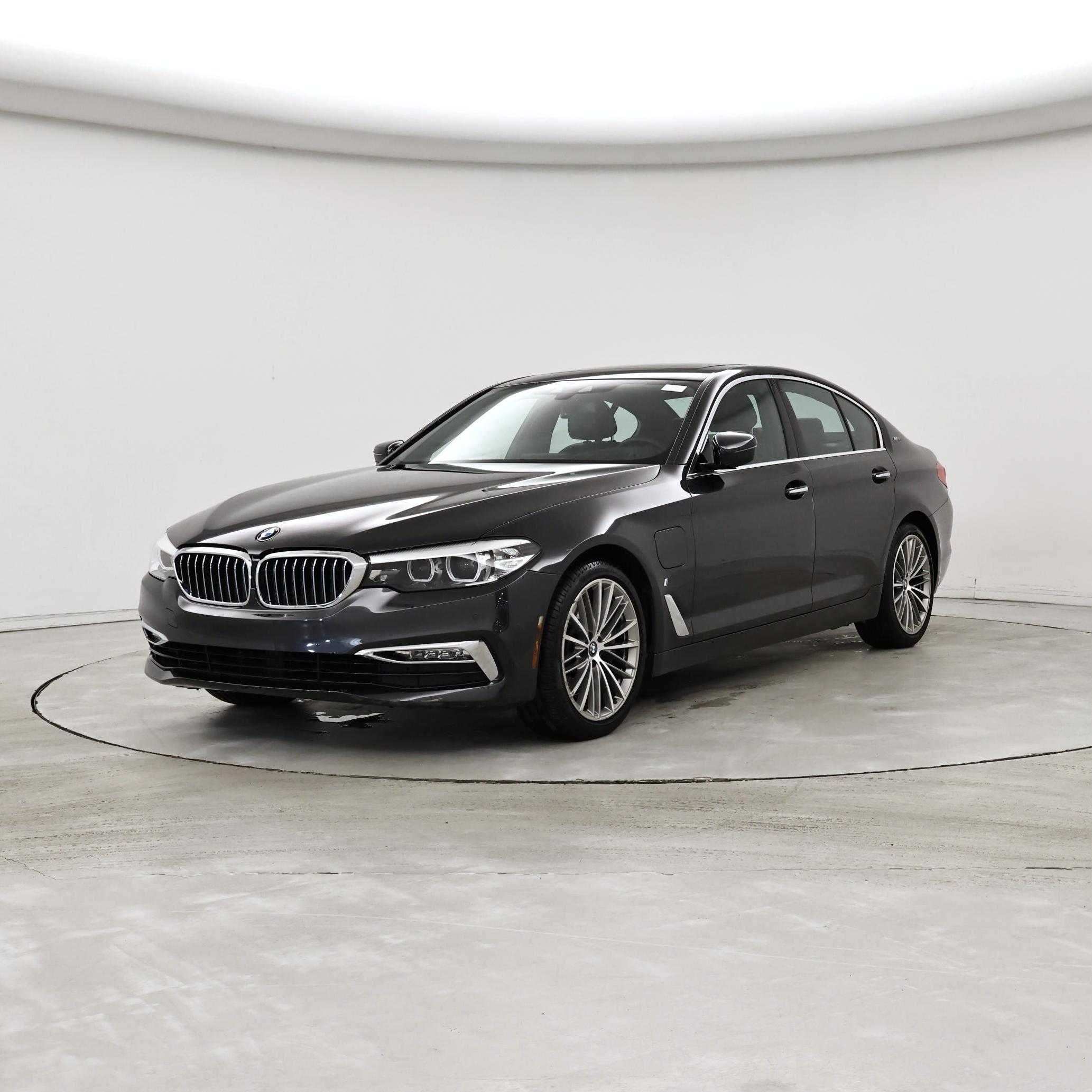 Thumbnail: 2018 BMW 5 Series - 4