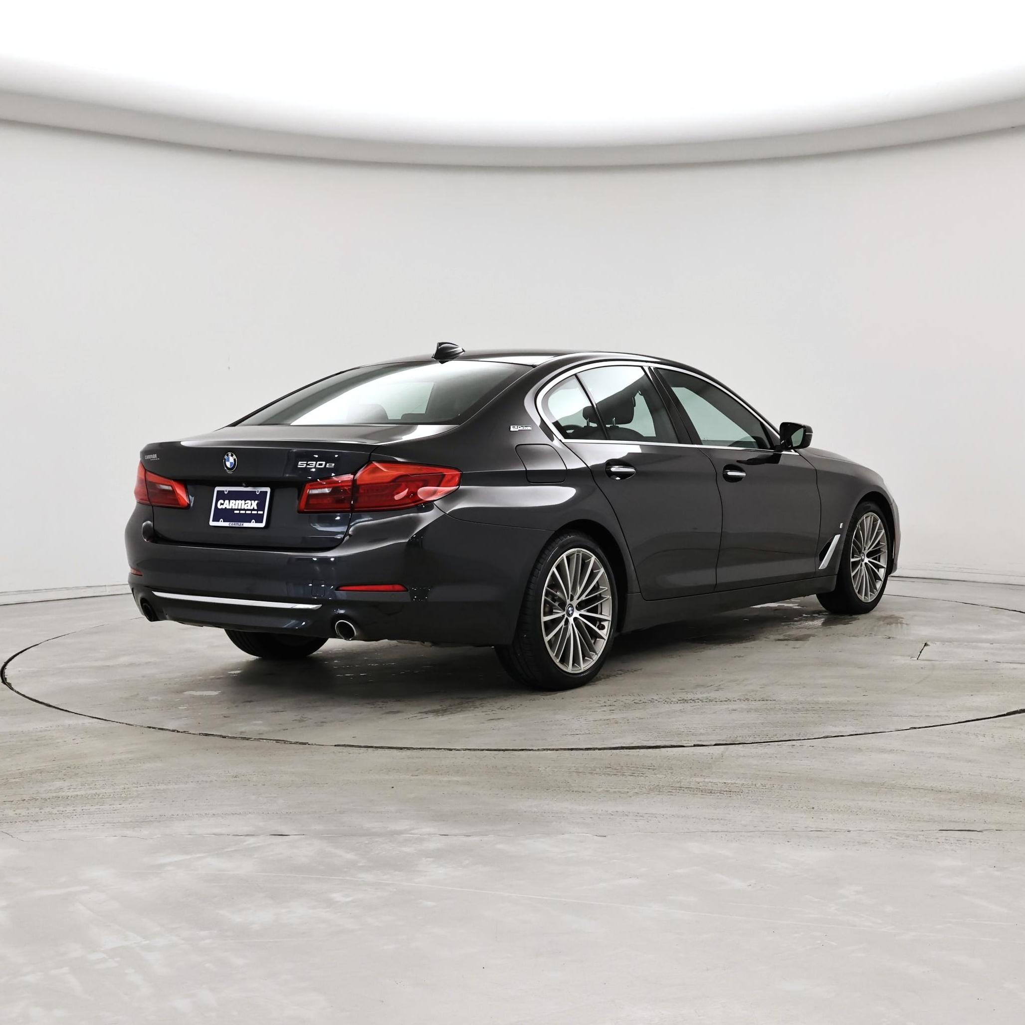 Thumbnail: 2018 BMW 5 Series - 8