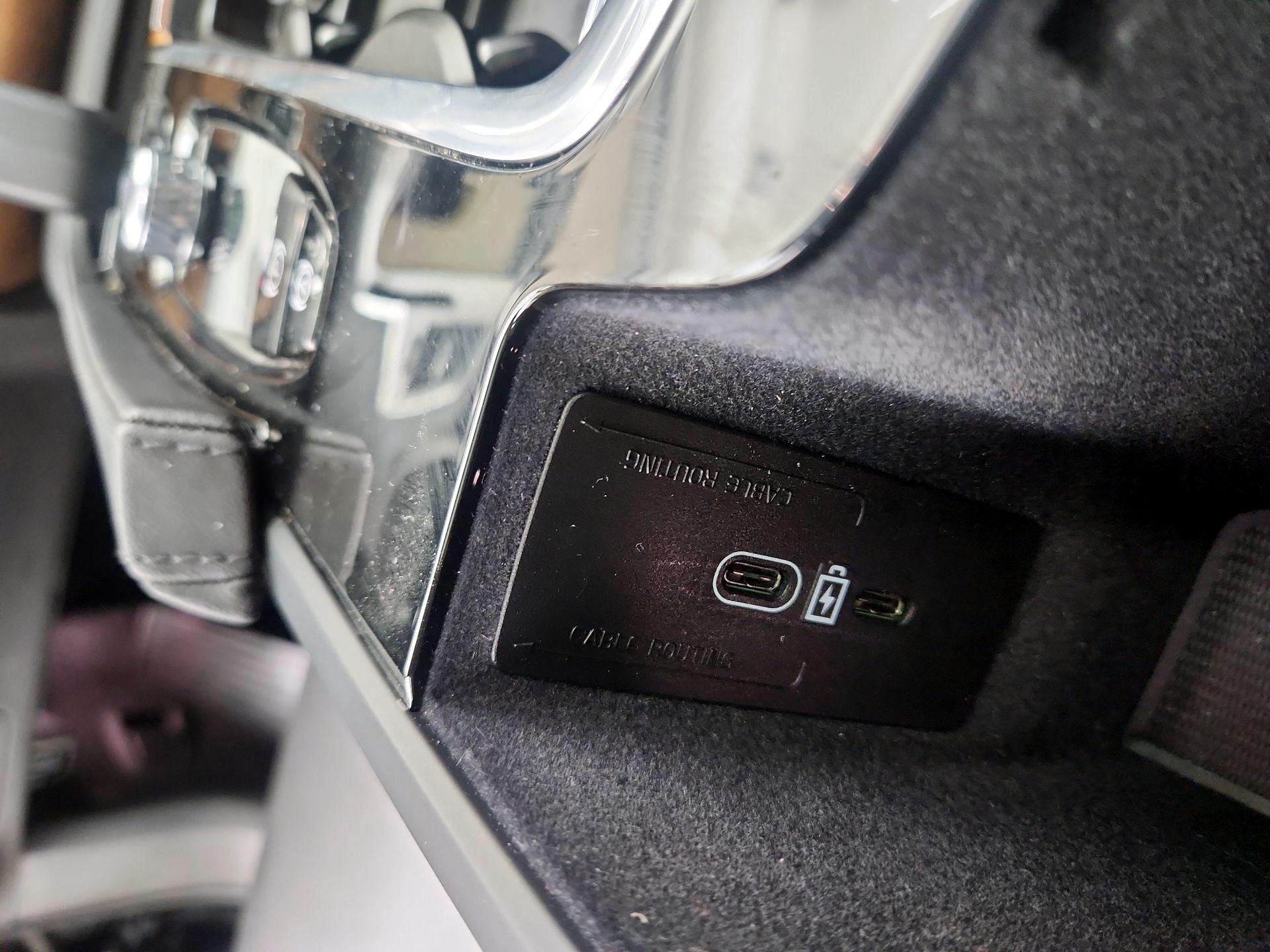 Thumbnail: 2023 Volvo XC90 - 19