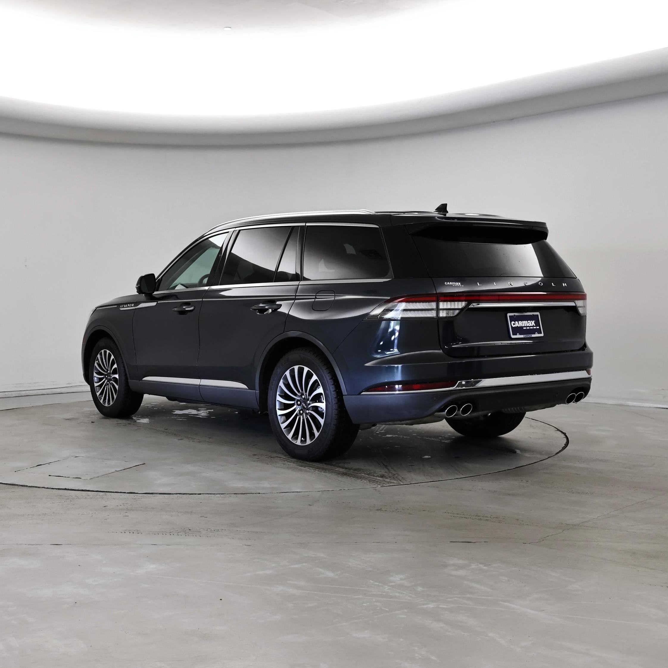 Thumbnail: 2022 Lincoln Aviator - 2