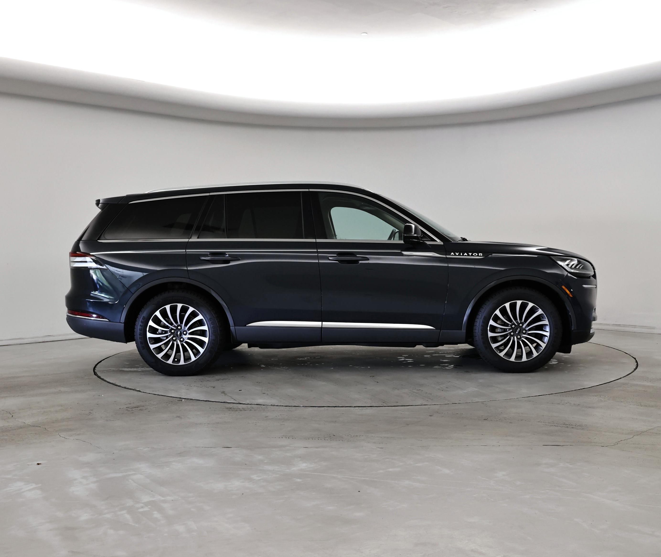 Thumbnail: 2022 Lincoln Aviator - 7
