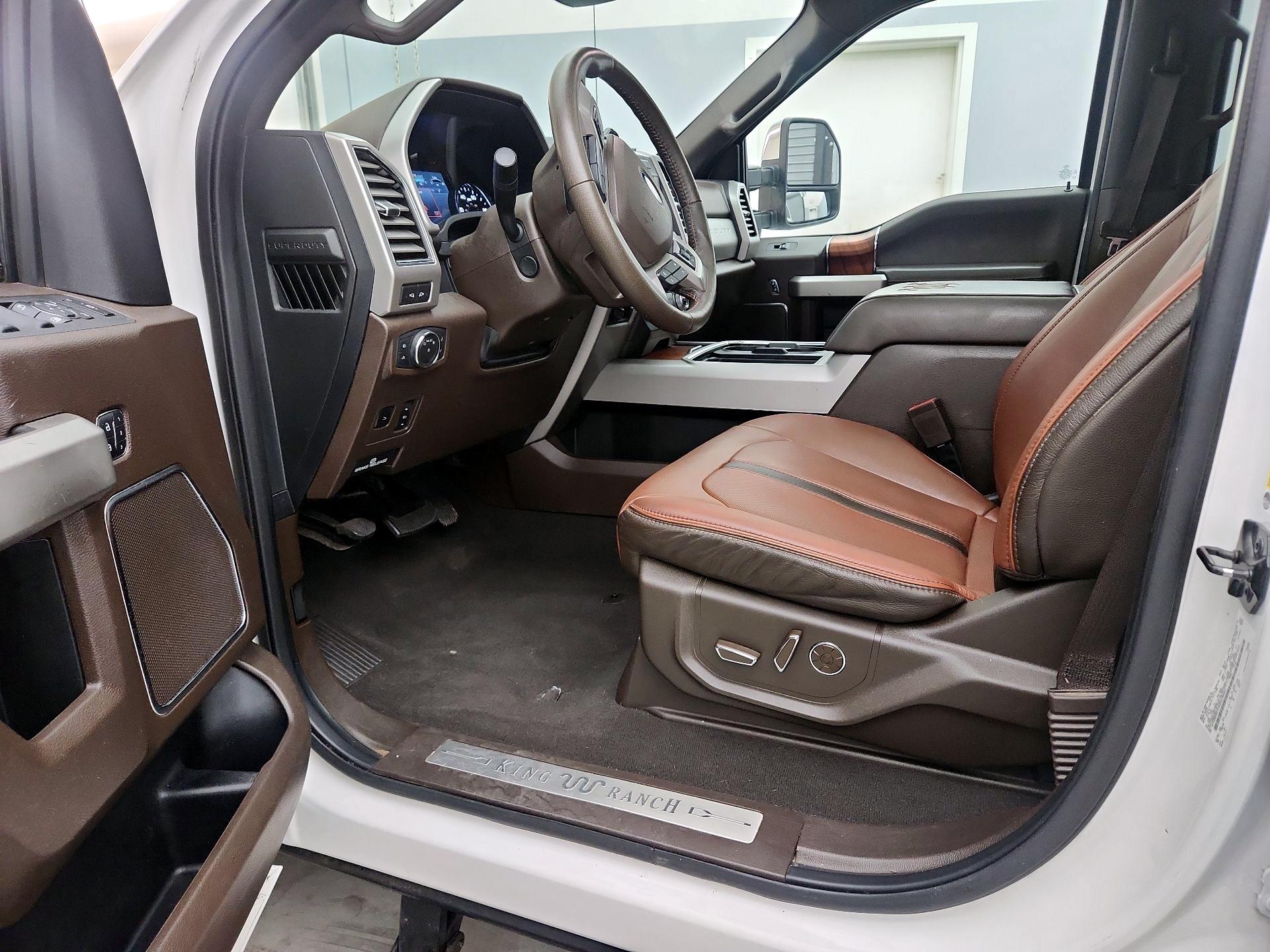 Thumbnail: 2019 Ford F-350 - 11