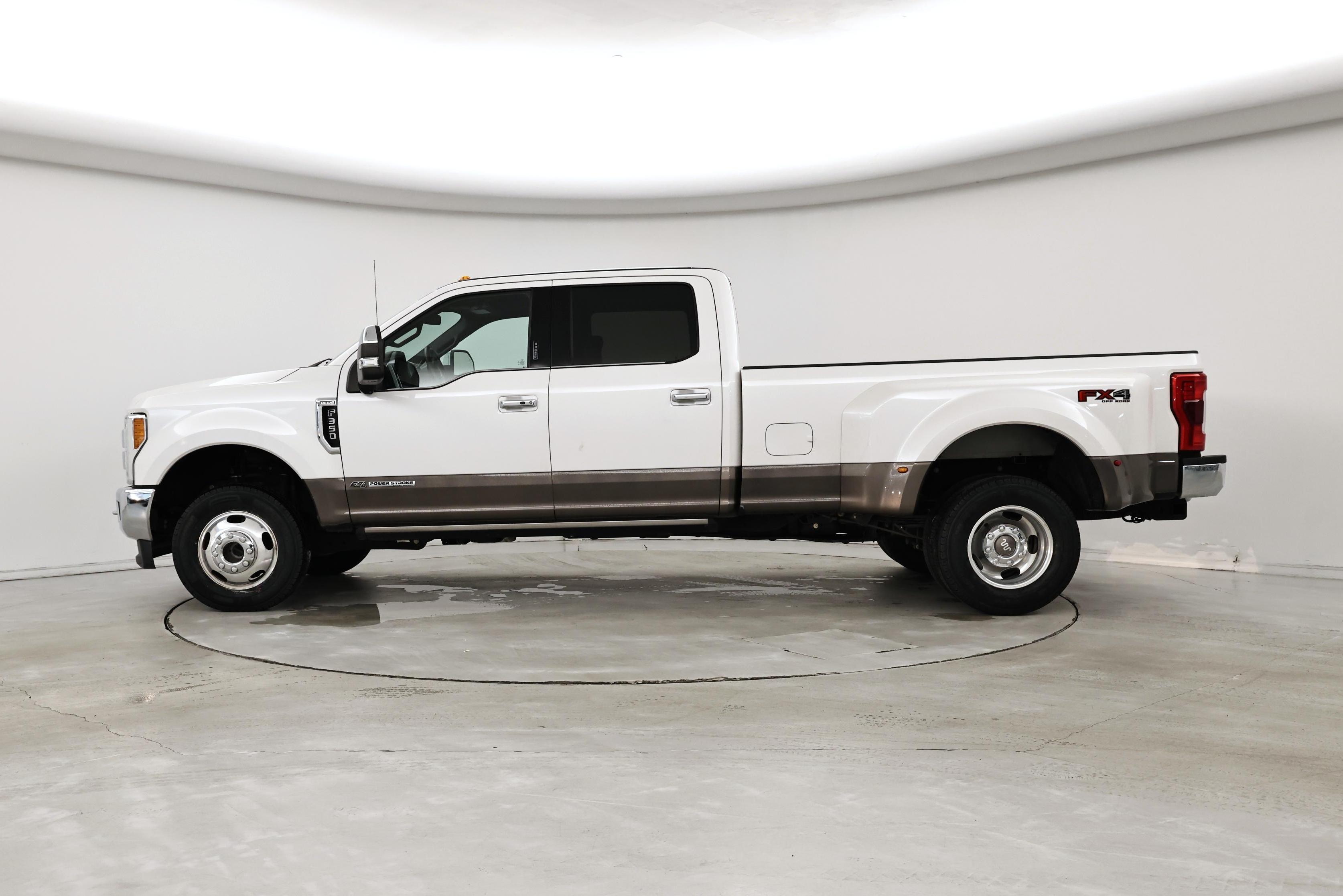 Thumbnail: 2019 Ford F-350 - 3