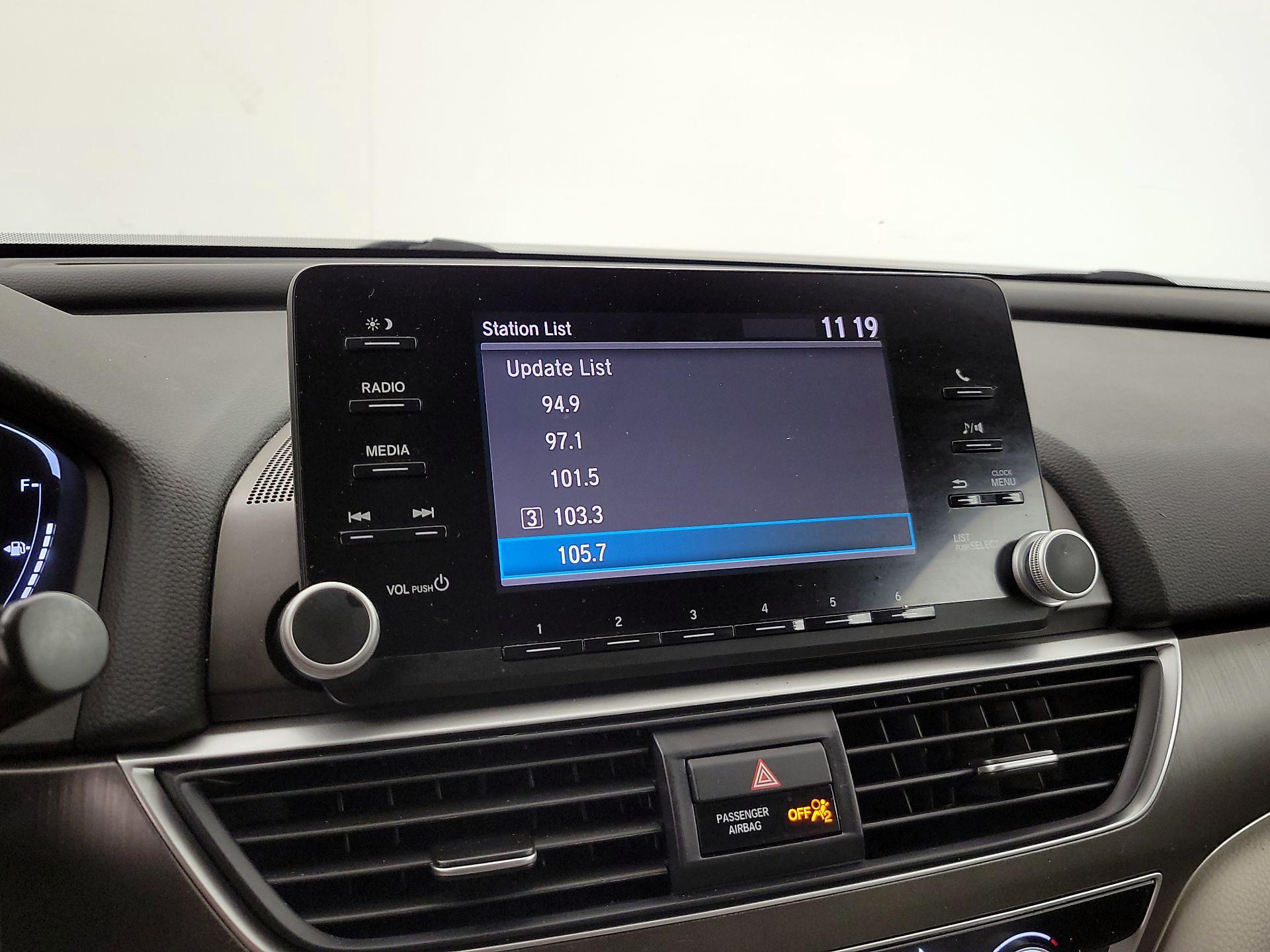 Thumbnail: 2018 Honda Accord - 15
