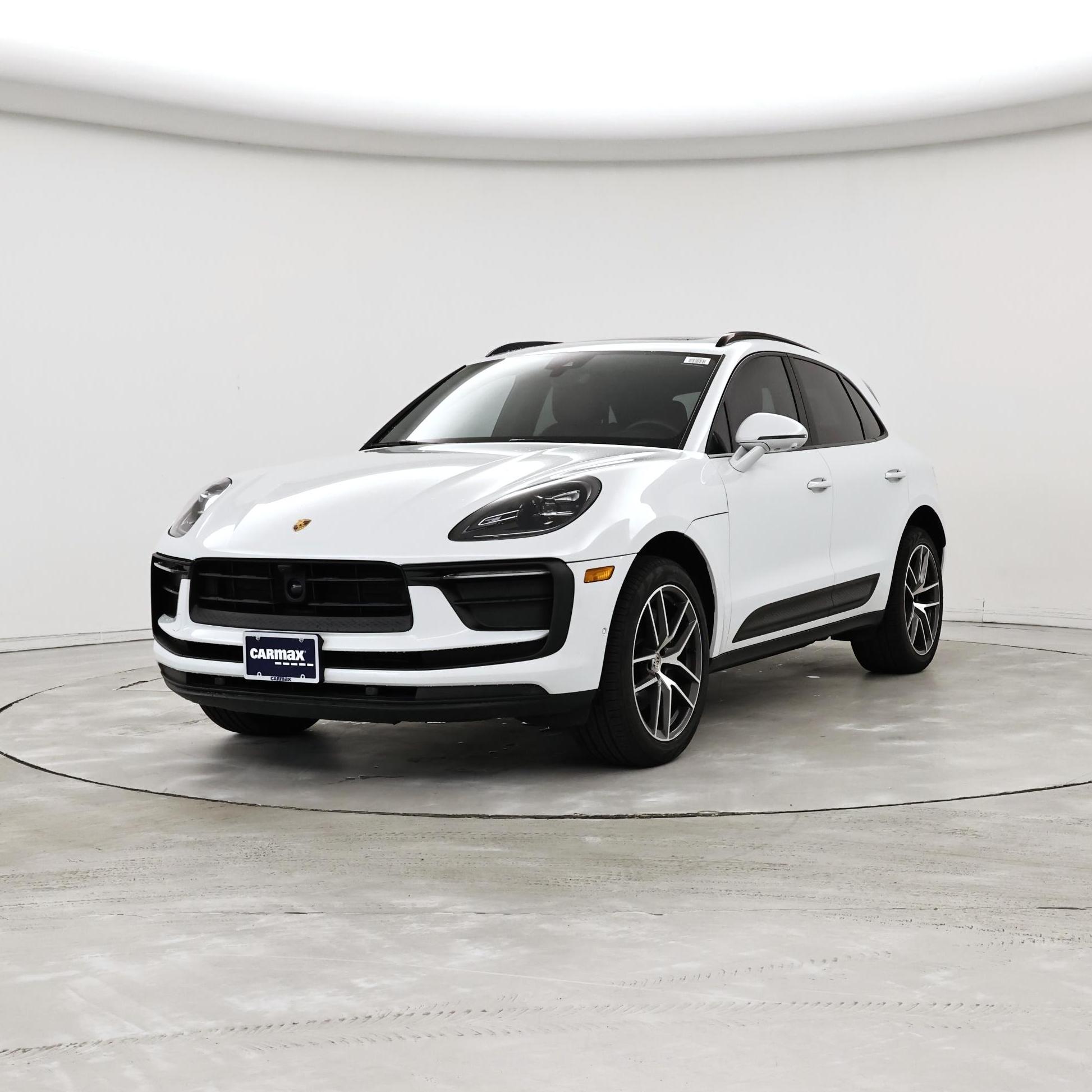 Thumbnail: 2022 Porsche Macan - 4