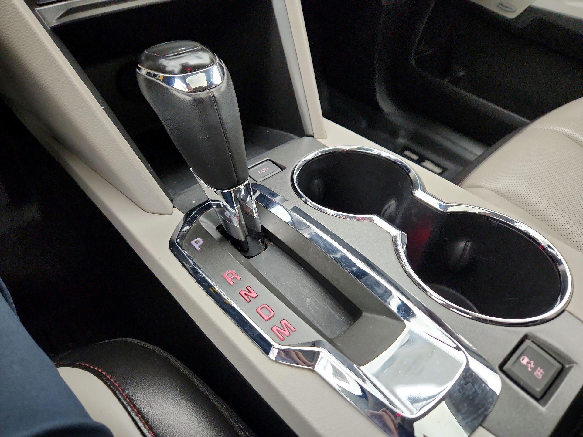 Thumbnail: 2017 GMC Terrain - 17