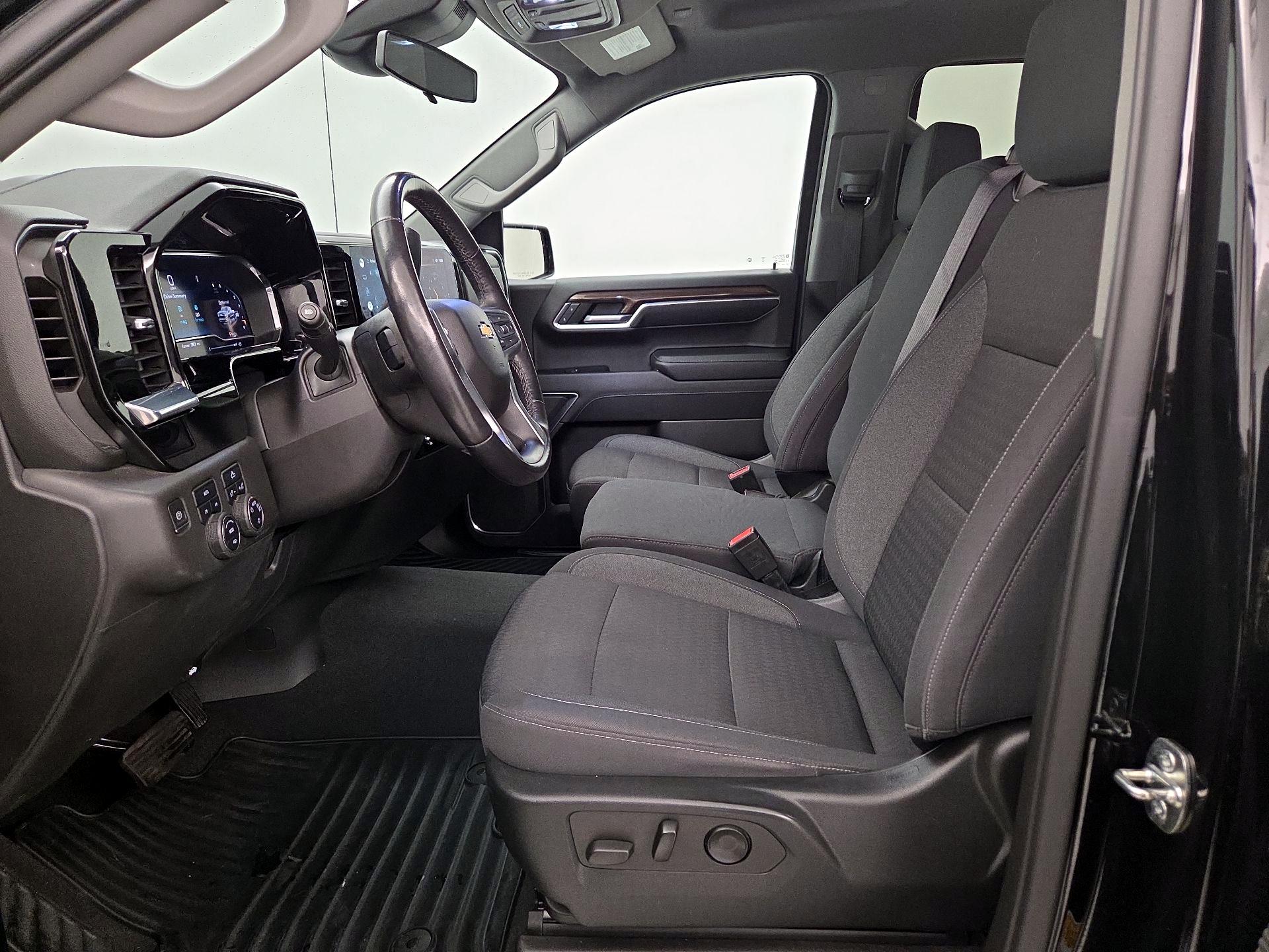 Thumbnail: 2022 Chevrolet Silverado 1500 - 11