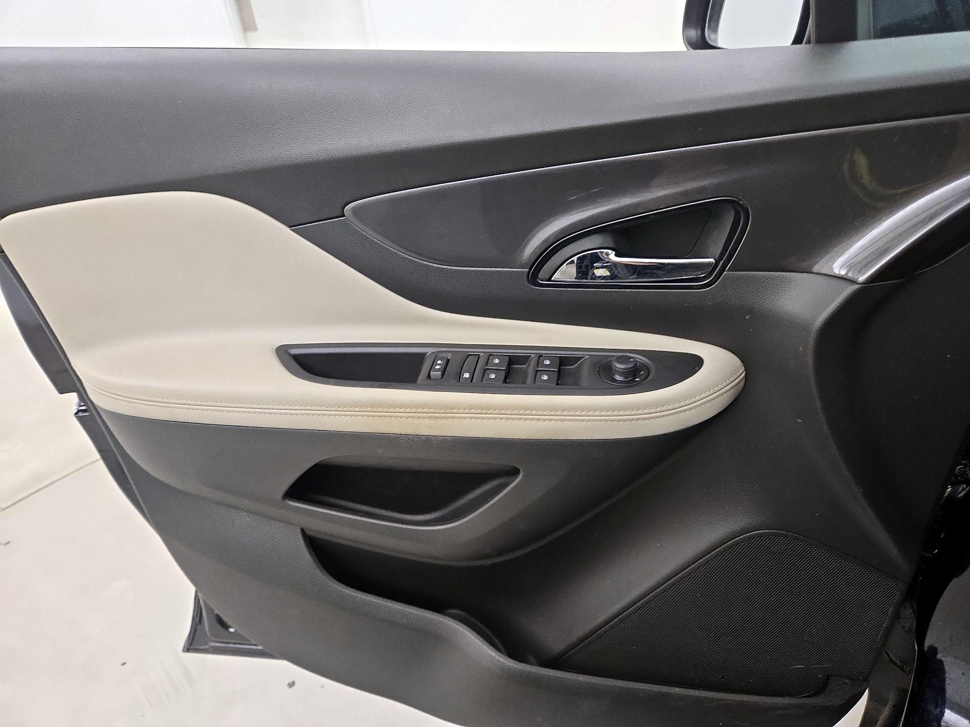 Thumbnail: 2022 Buick Encore - 12