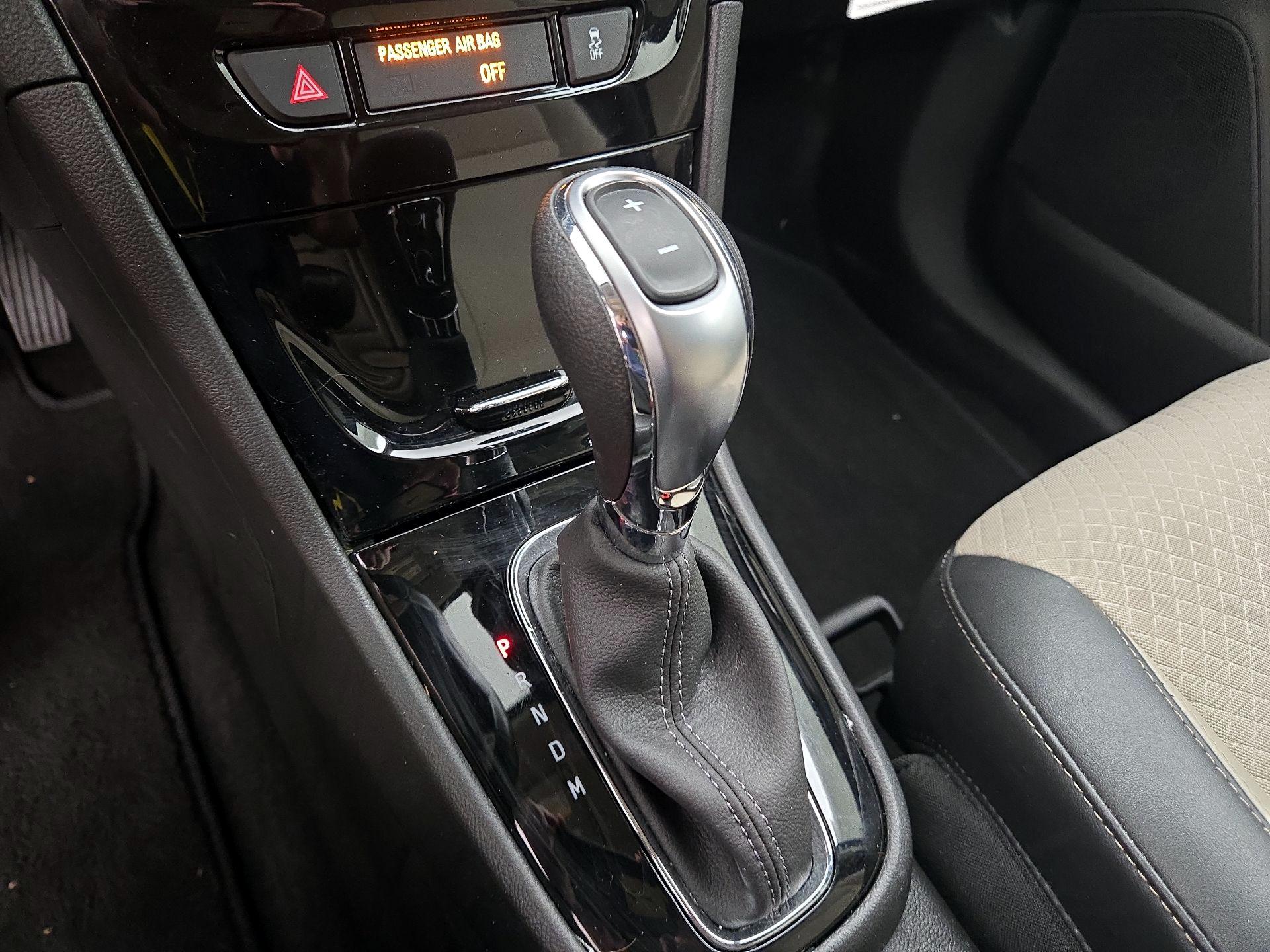 Thumbnail: 2022 Buick Encore - 17