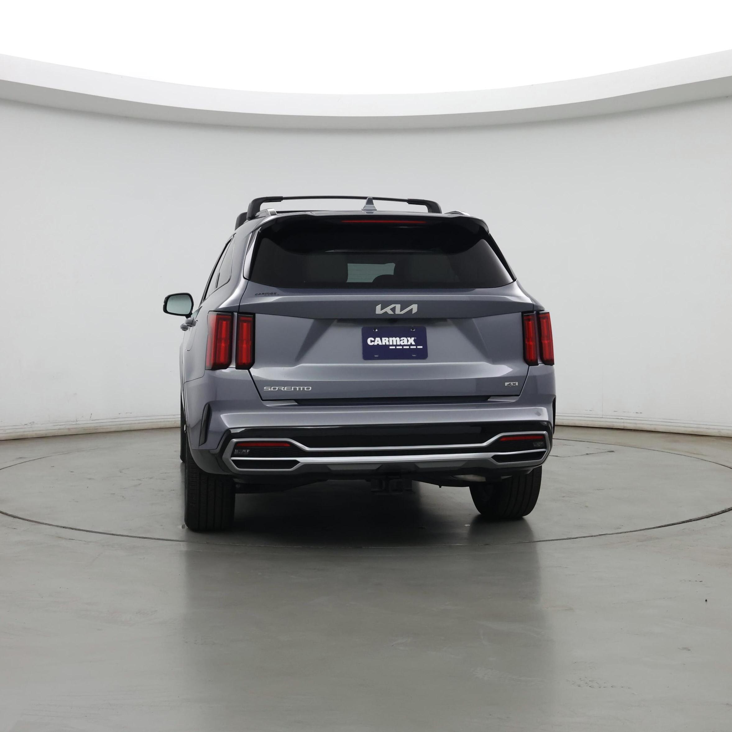 Thumbnail: 2023 Kia Sorento - 6