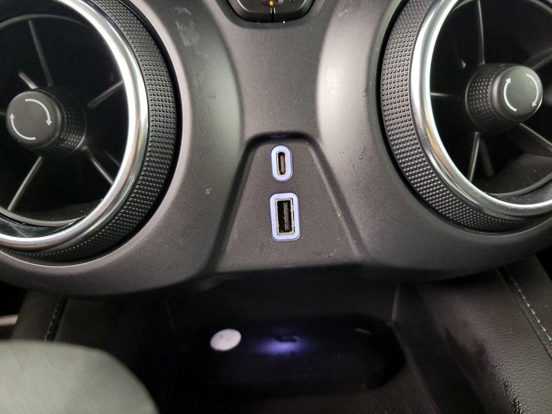 Thumbnail: 2022 Chevrolet Blazer - 18