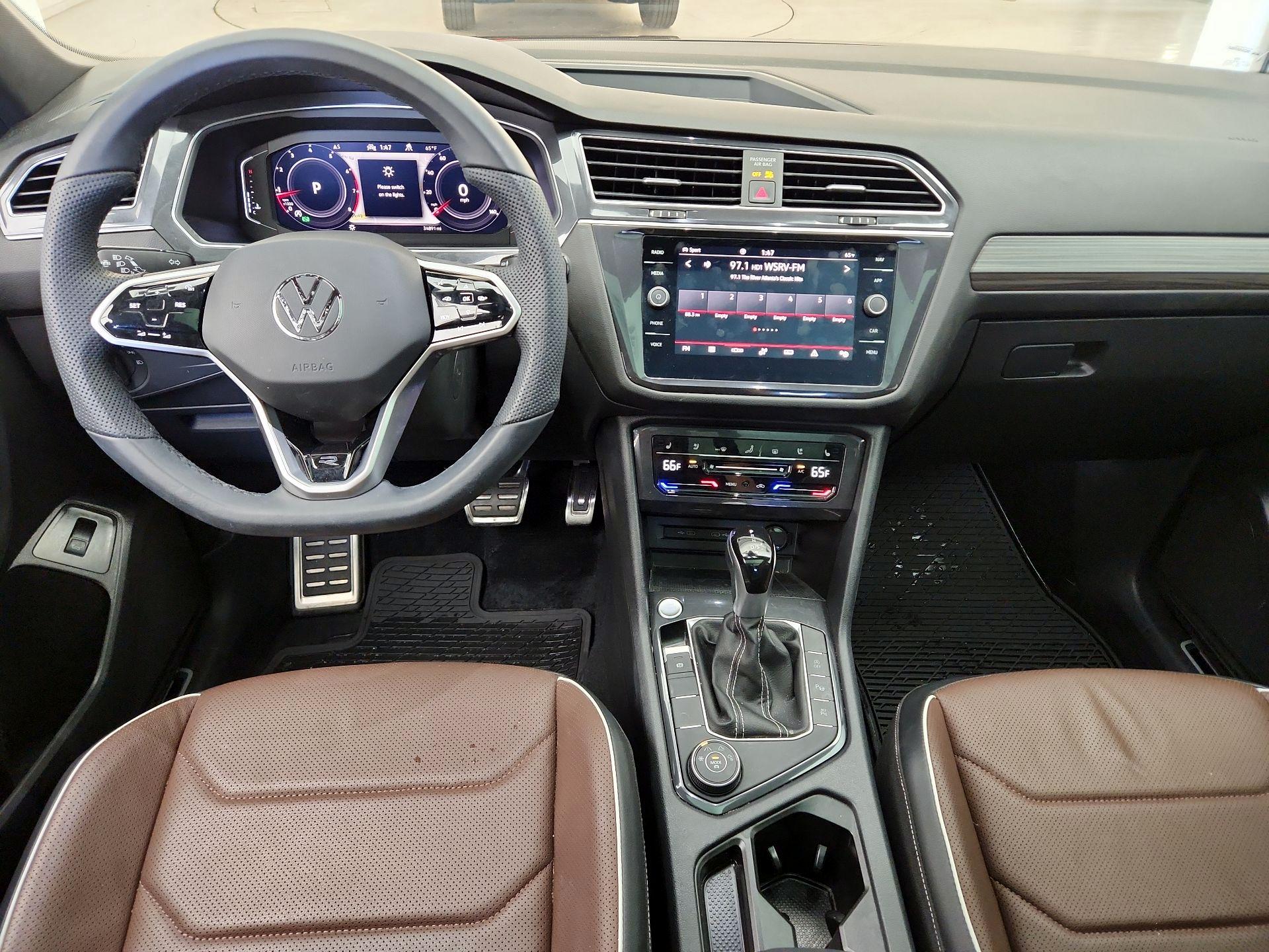 Thumbnail: 2022 Volkswagen Tiguan - 9