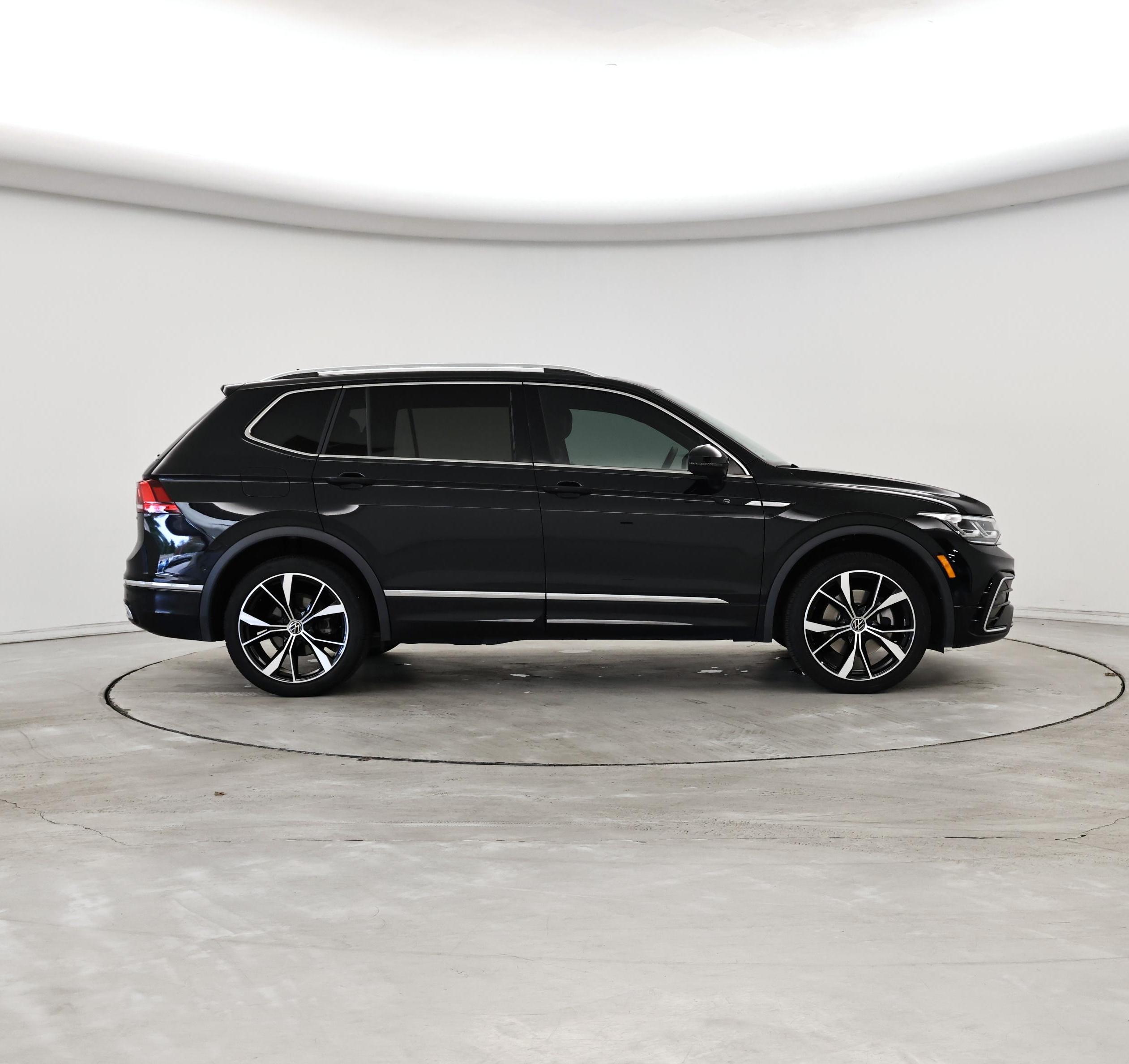 Thumbnail: 2022 Volkswagen Tiguan - 7