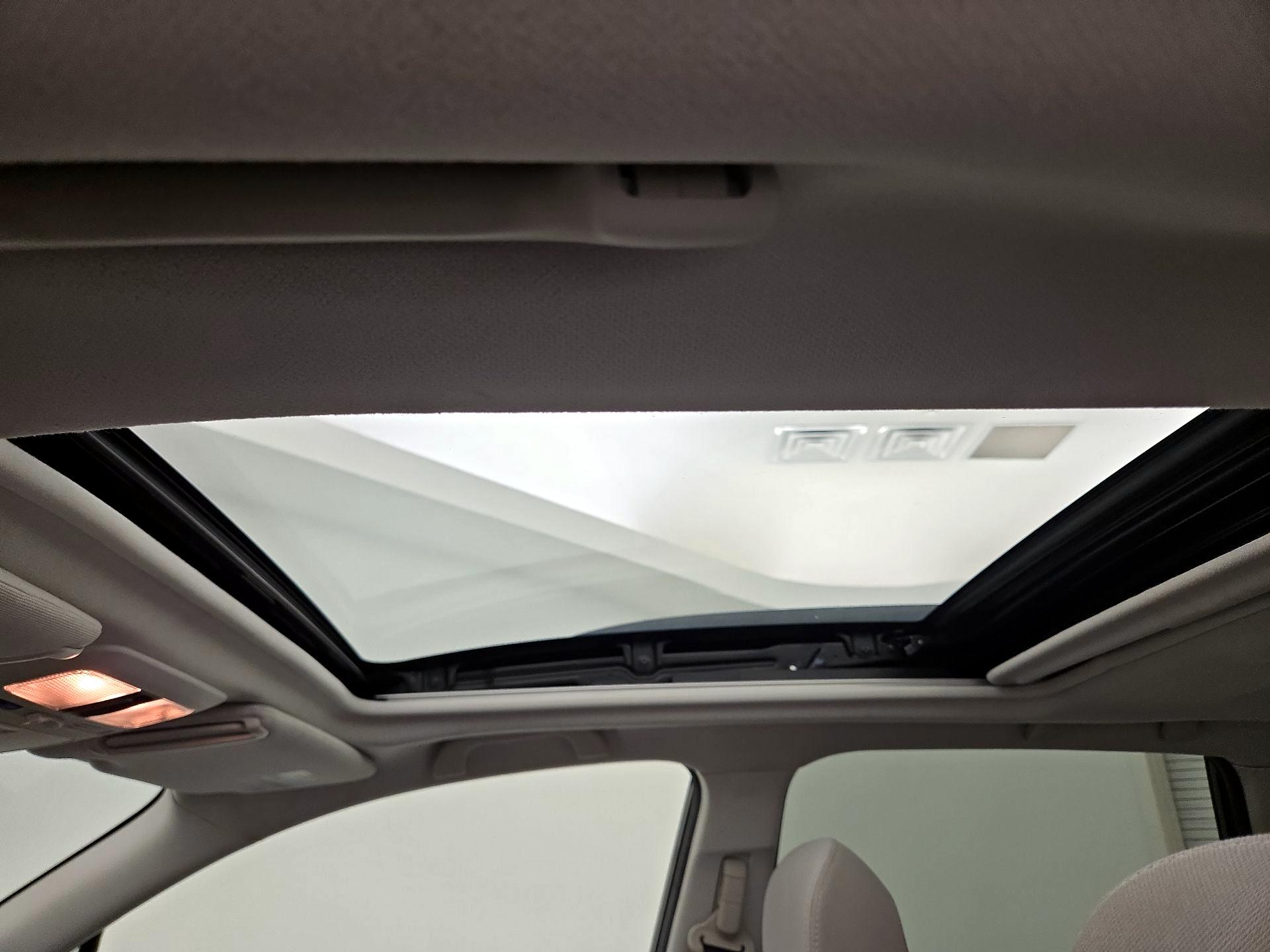 Thumbnail: 2018 Subaru Forester - 19