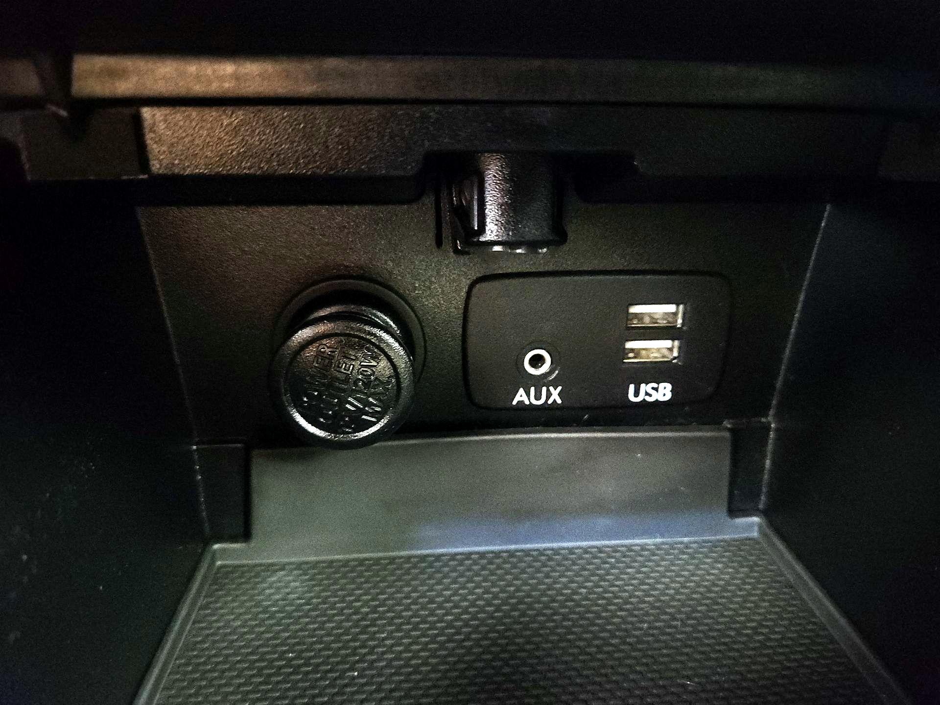 Thumbnail: 2016 Subaru Legacy - 18