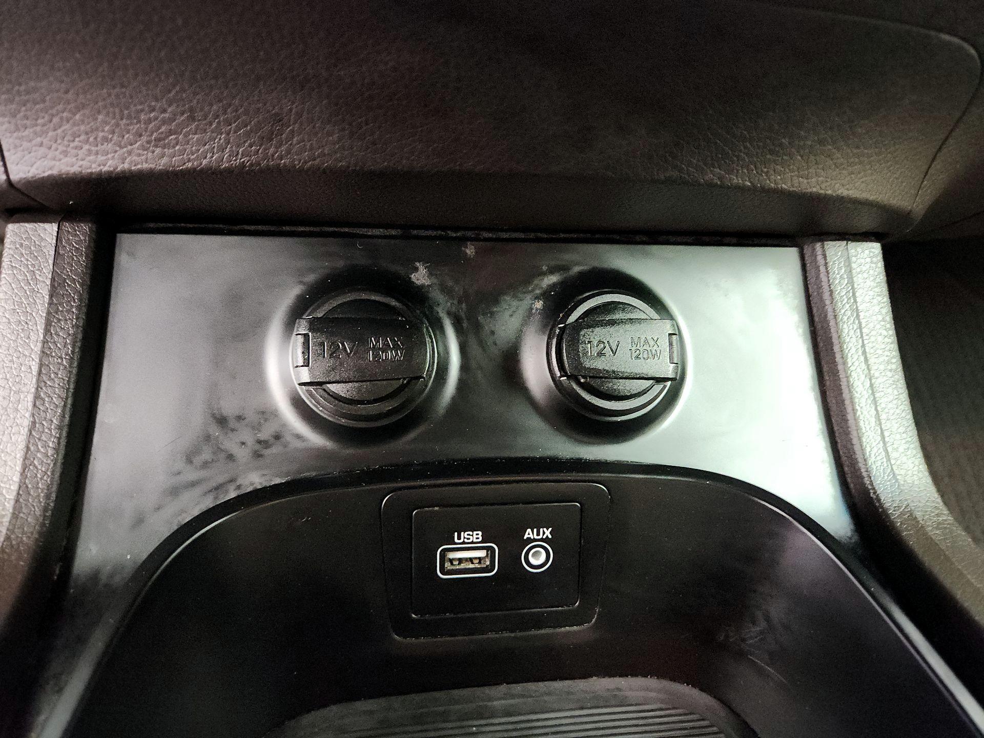 Thumbnail: 2018 Hyundai Santa Fe - 18