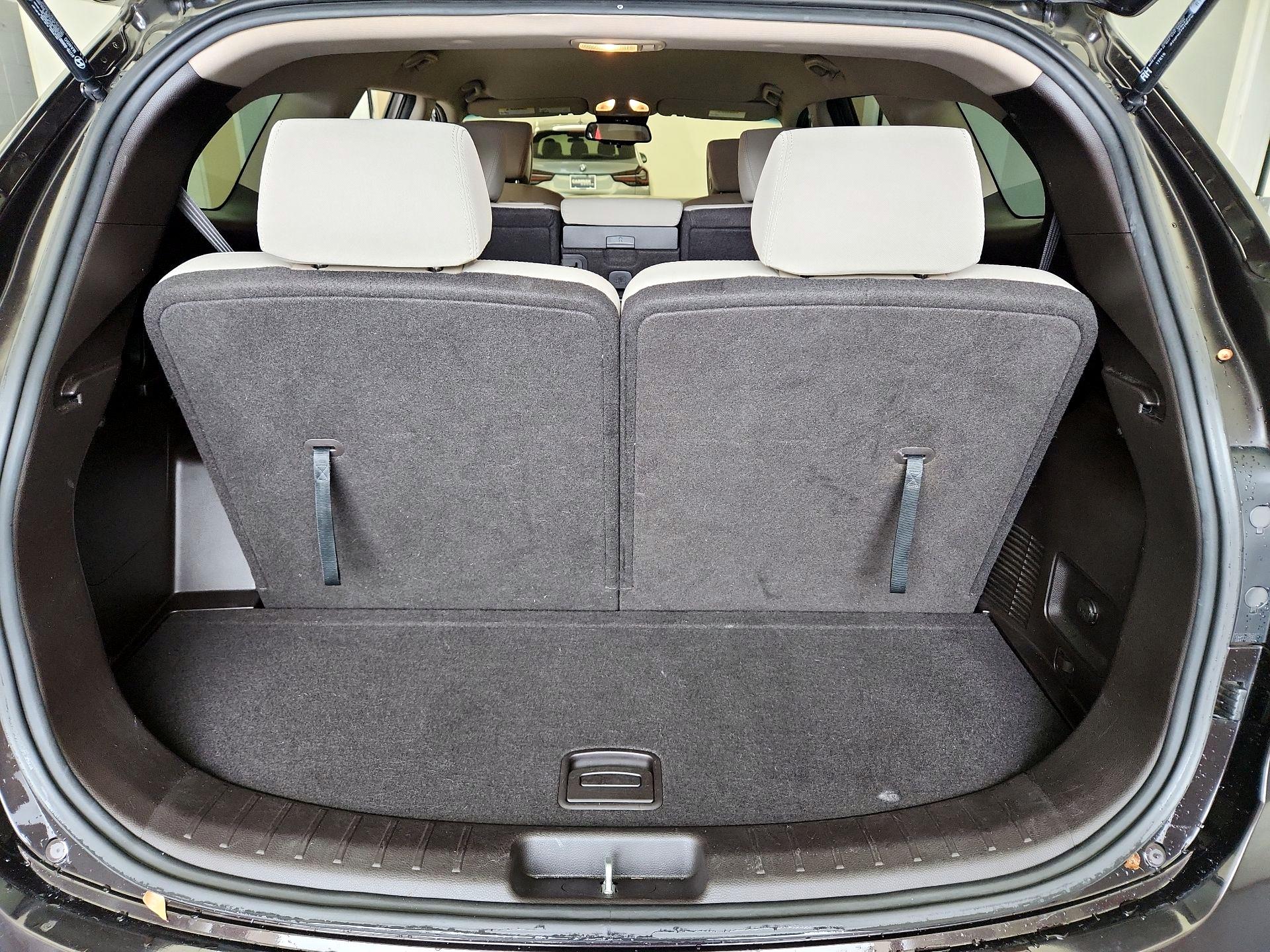 Thumbnail: 2018 Hyundai Santa Fe - 20