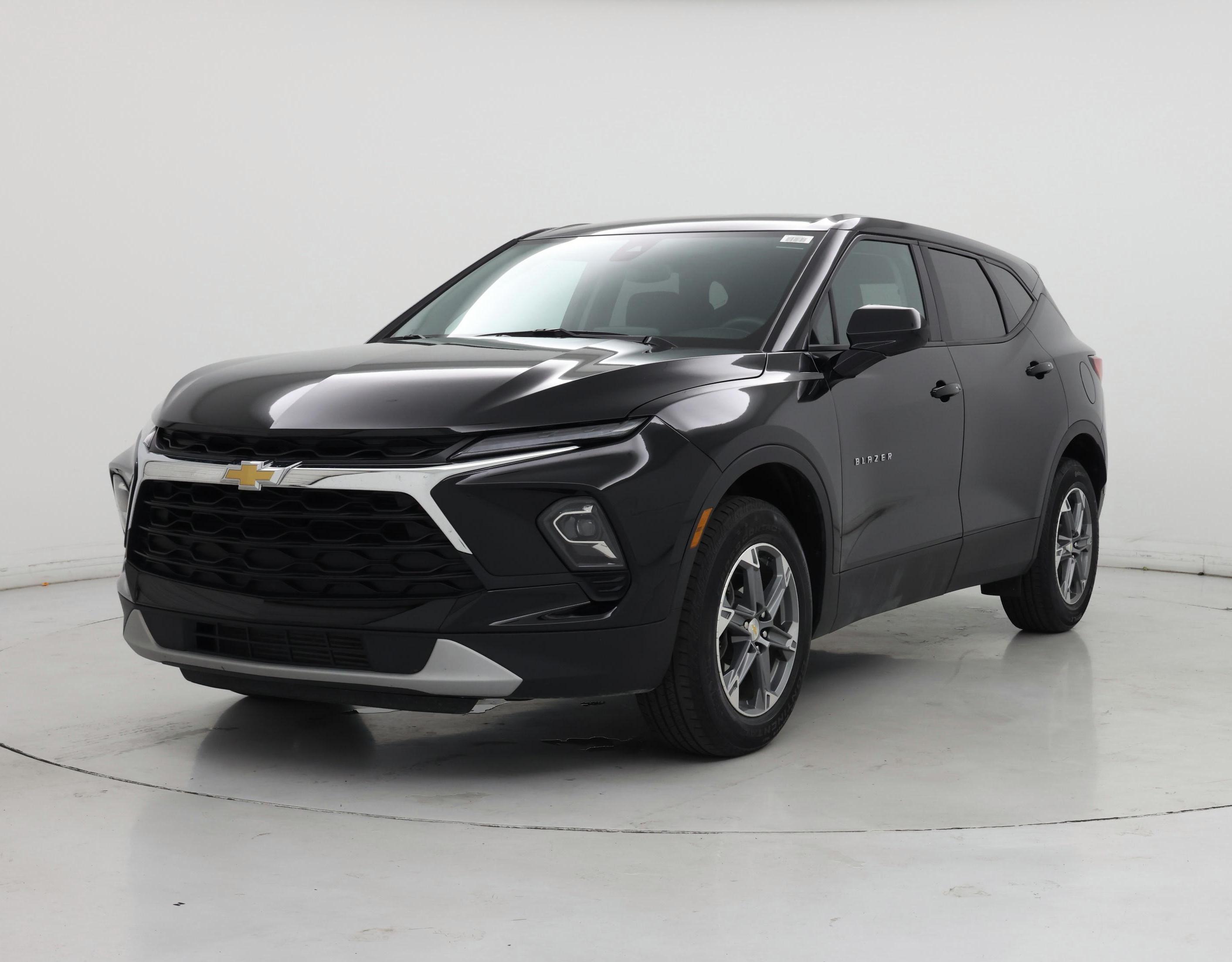 Thumbnail: 2023 Chevrolet Blazer - 4