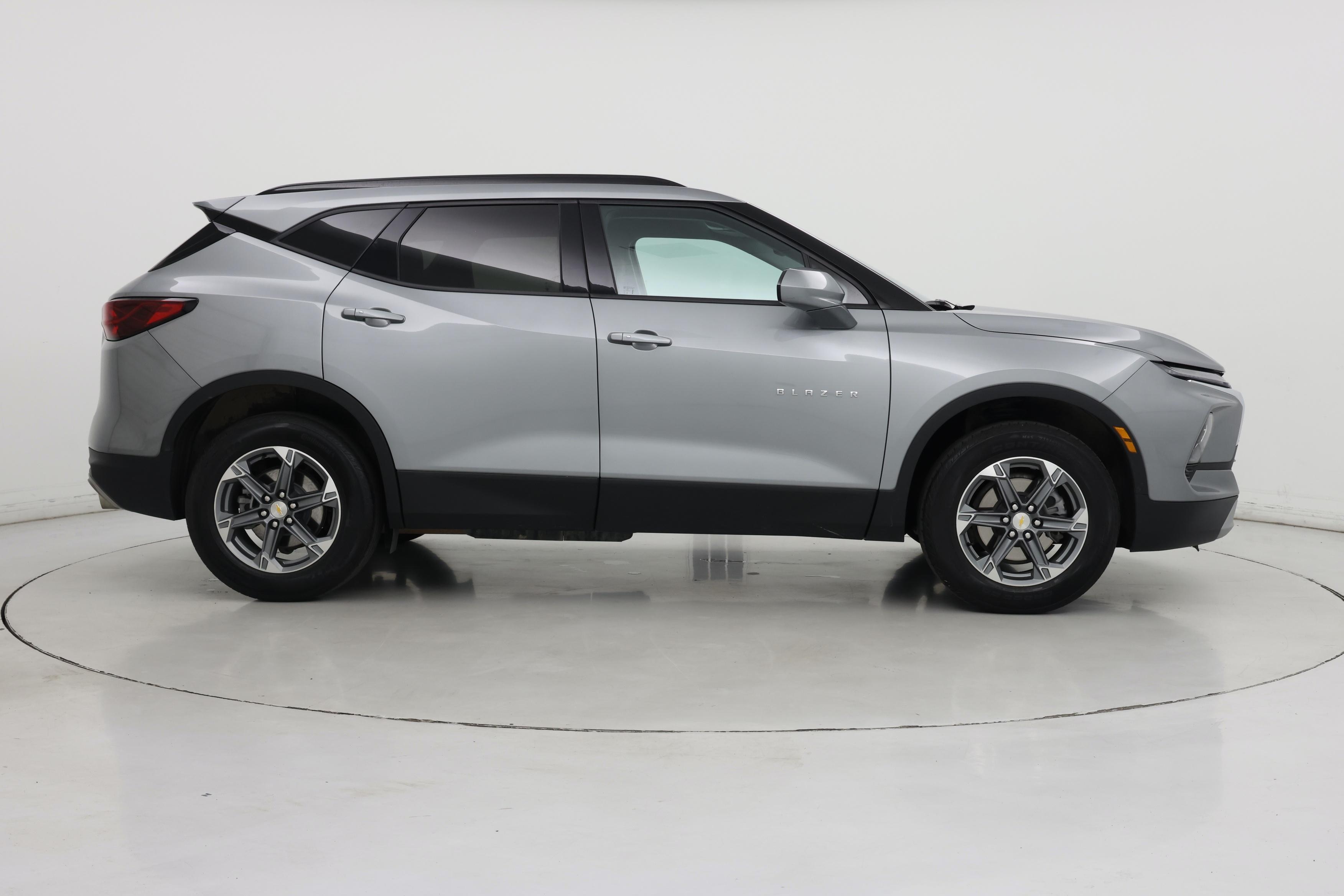 Thumbnail: 2023 Chevrolet Blazer - 7
