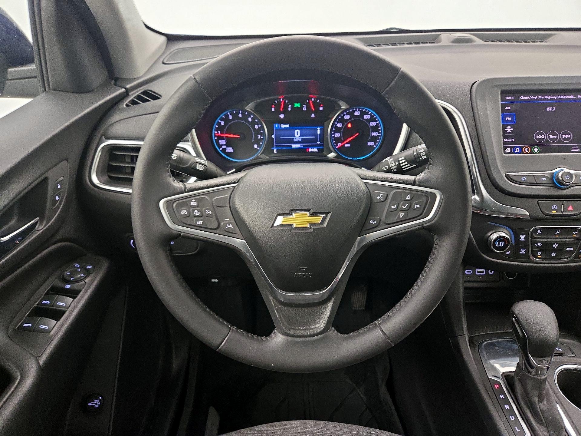 Thumbnail: 2022 Chevrolet Equinox - 10