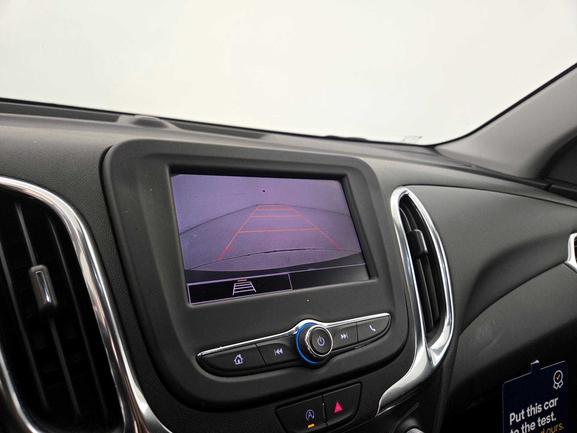 Thumbnail: 2022 Chevrolet Equinox - 14