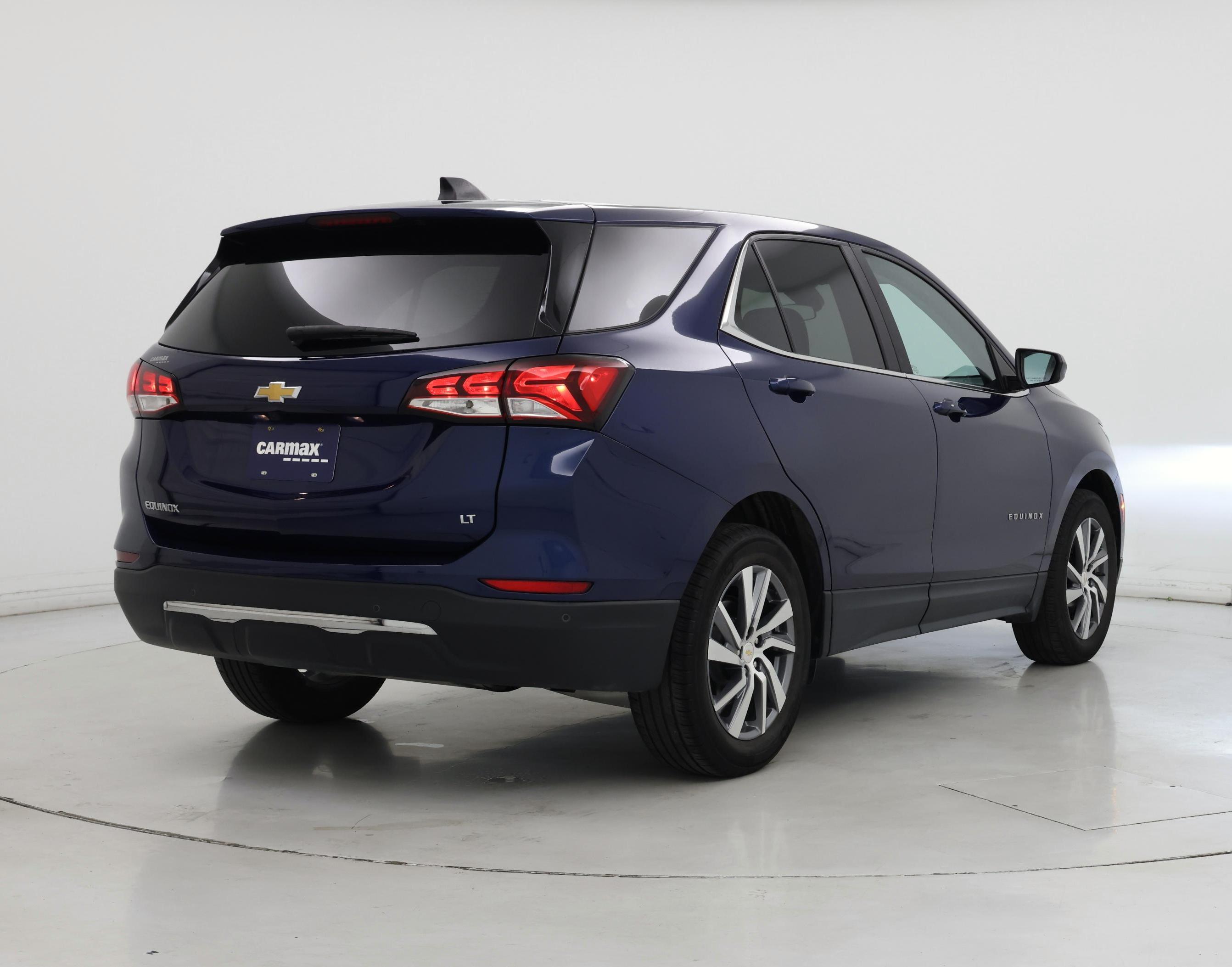 Thumbnail: 2022 Chevrolet Equinox - 8