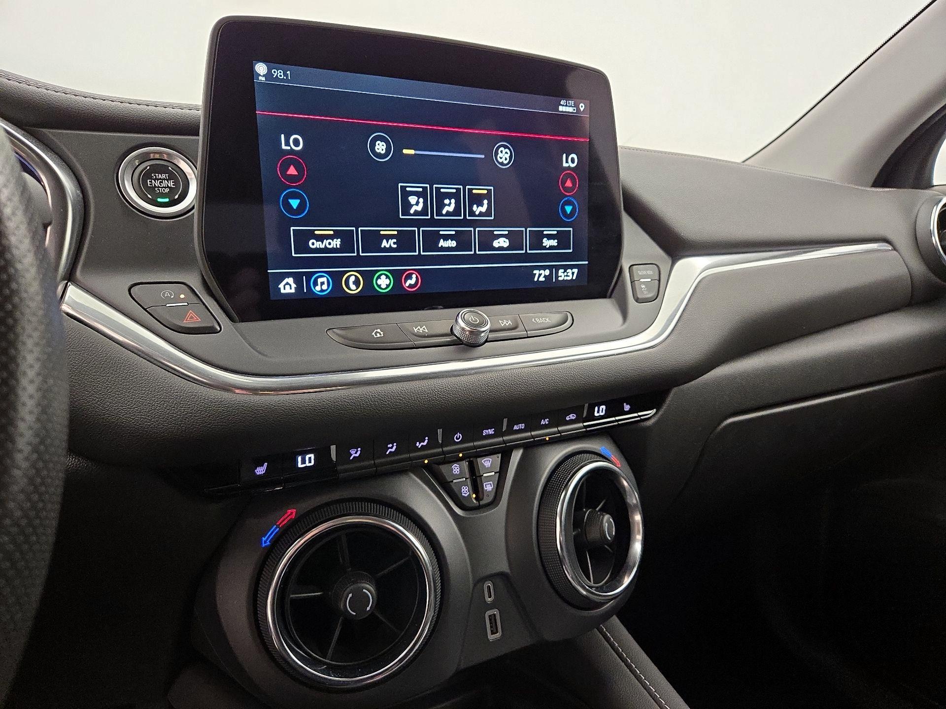 Thumbnail: 2023 Chevrolet Blazer - 16