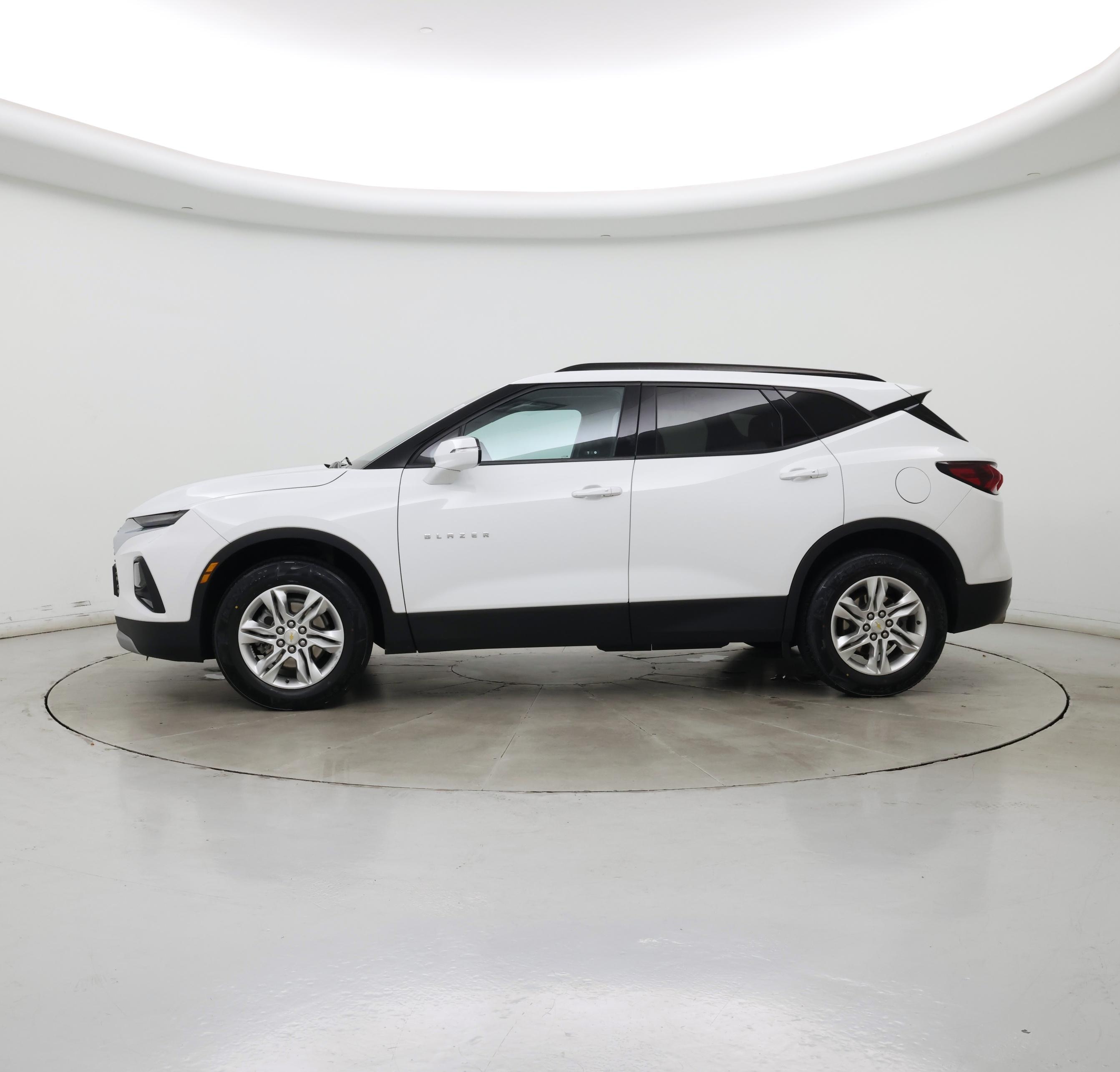 Thumbnail: 2022 Chevrolet Blazer - 3