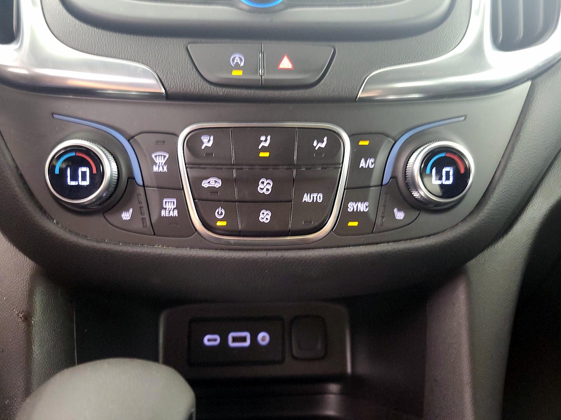Thumbnail: 2022 Chevrolet Equinox - 16
