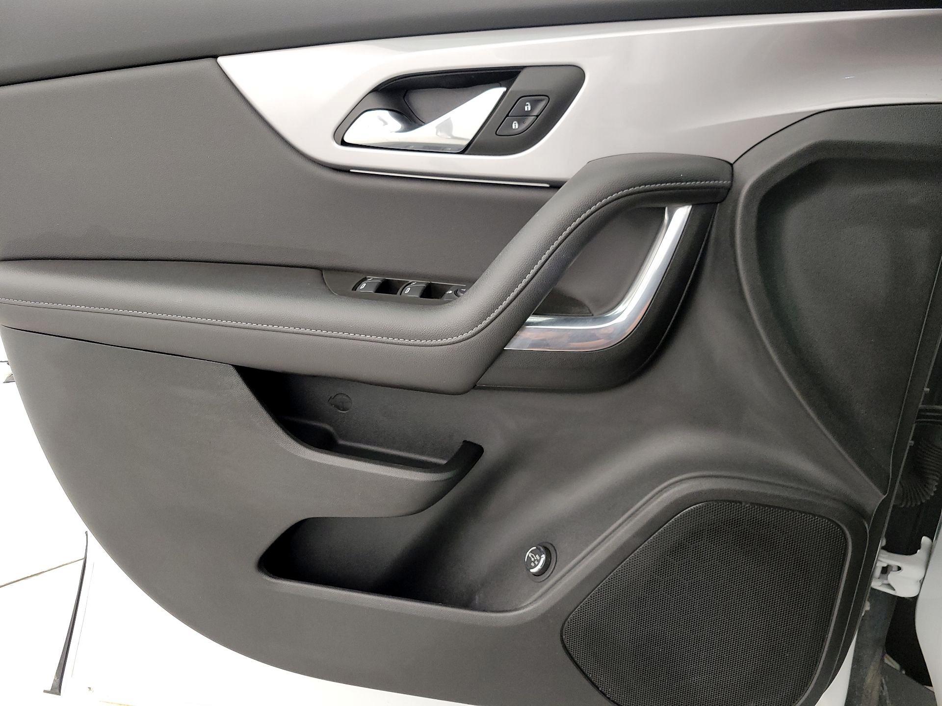 Thumbnail: 2022 Chevrolet Blazer - 12