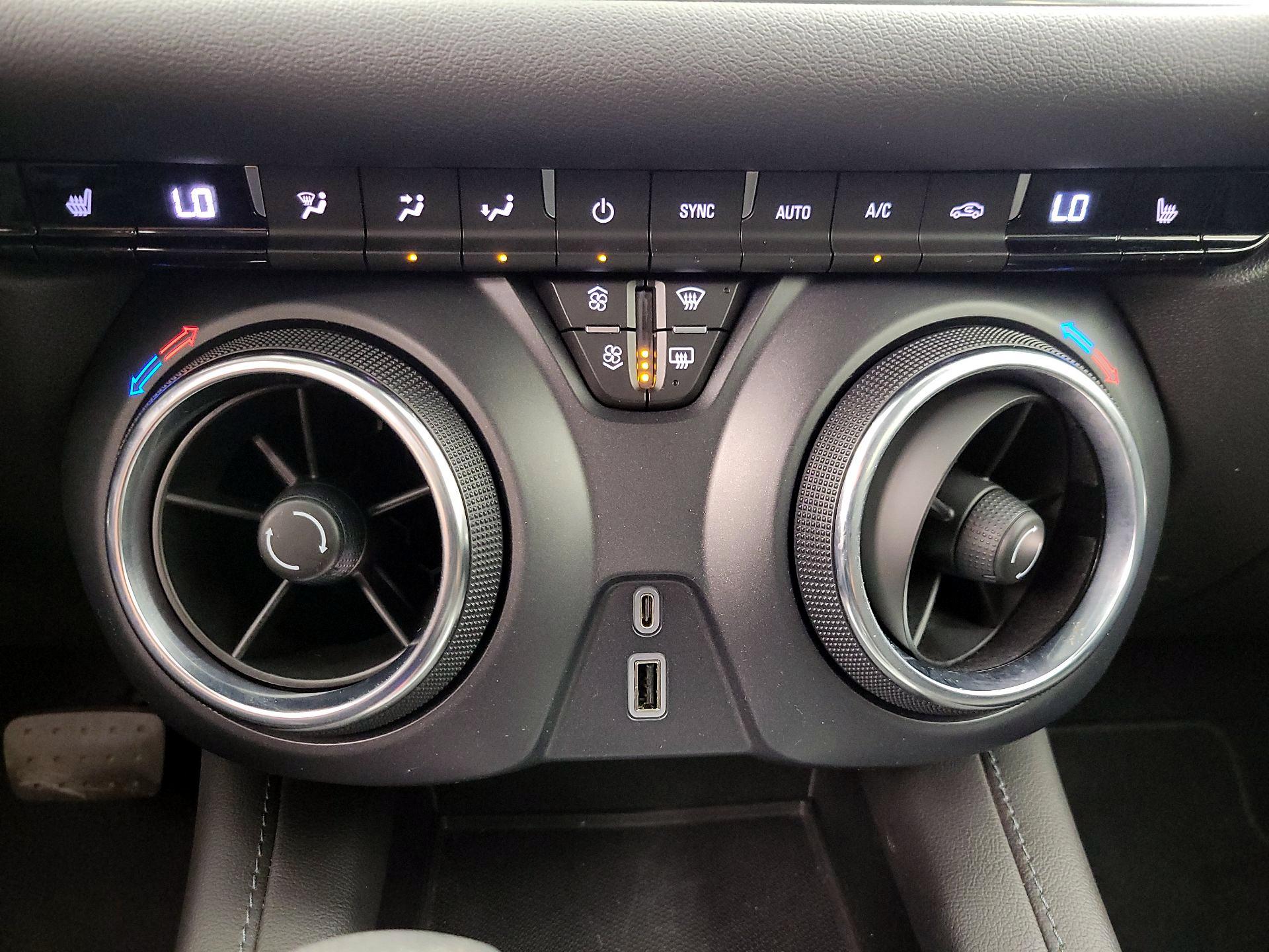 Thumbnail: 2022 Chevrolet Blazer - 16