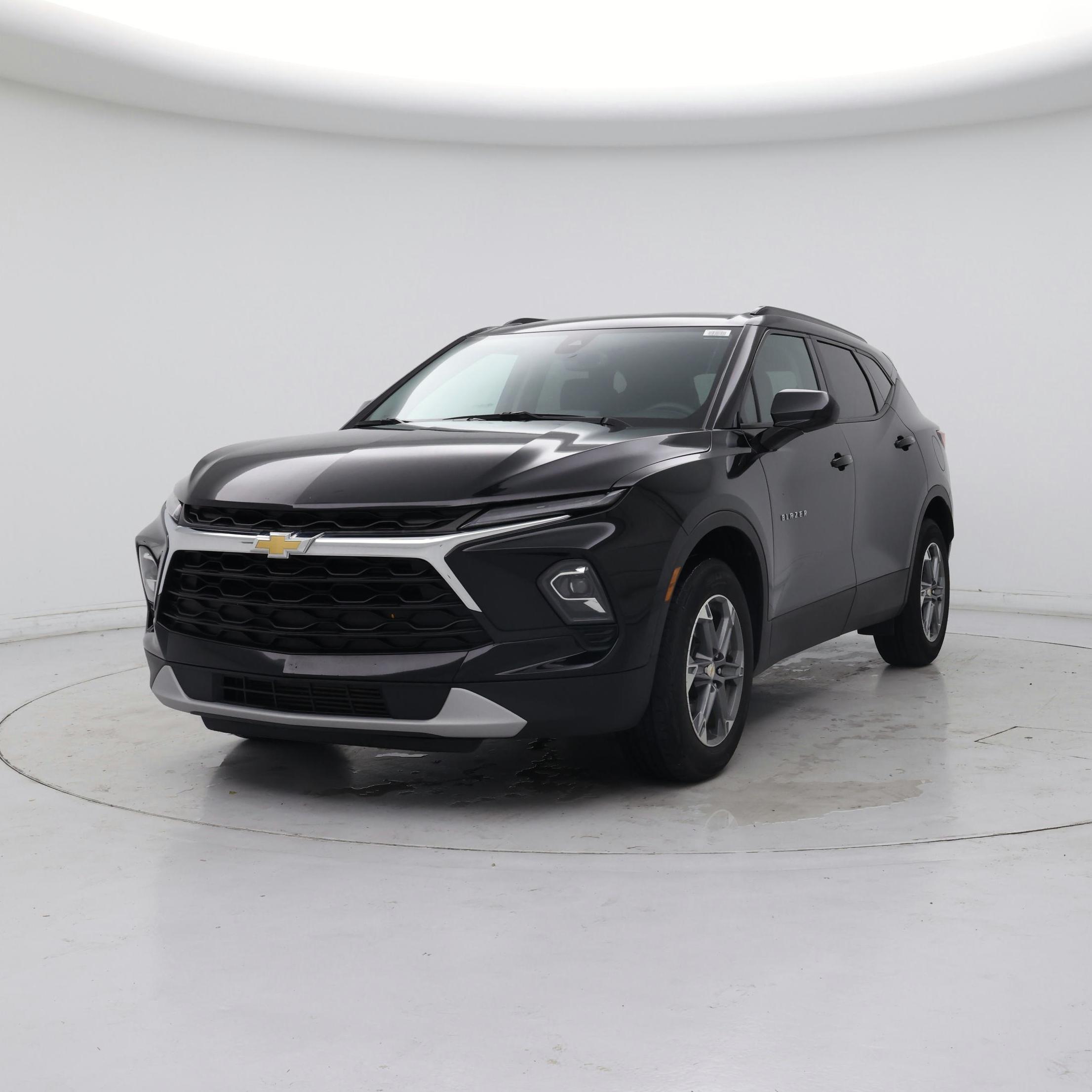 Thumbnail: 2023 Chevrolet Blazer - 4