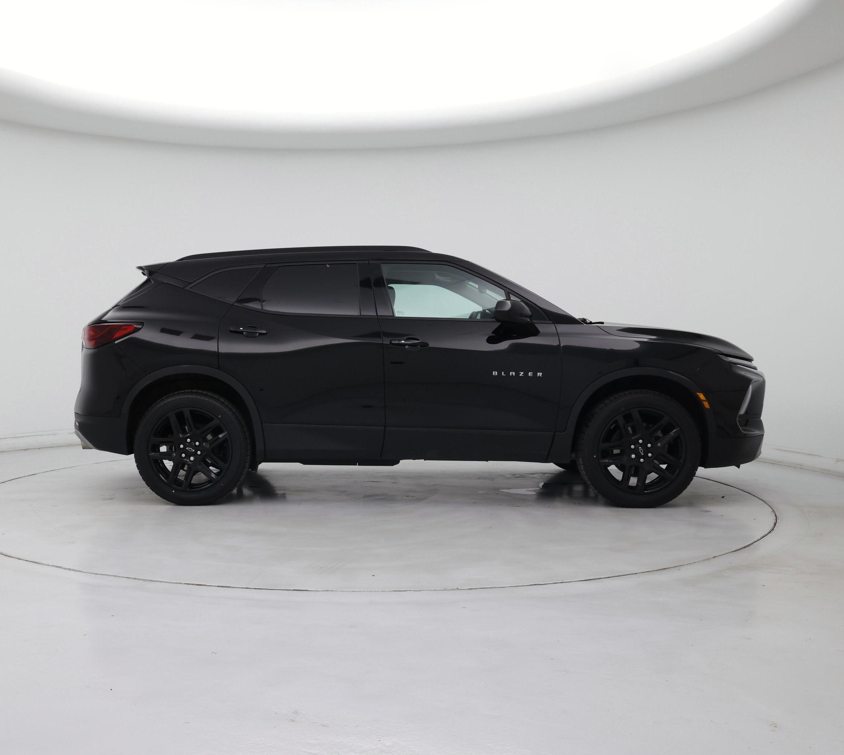 Thumbnail: 2023 Chevrolet Blazer - 7