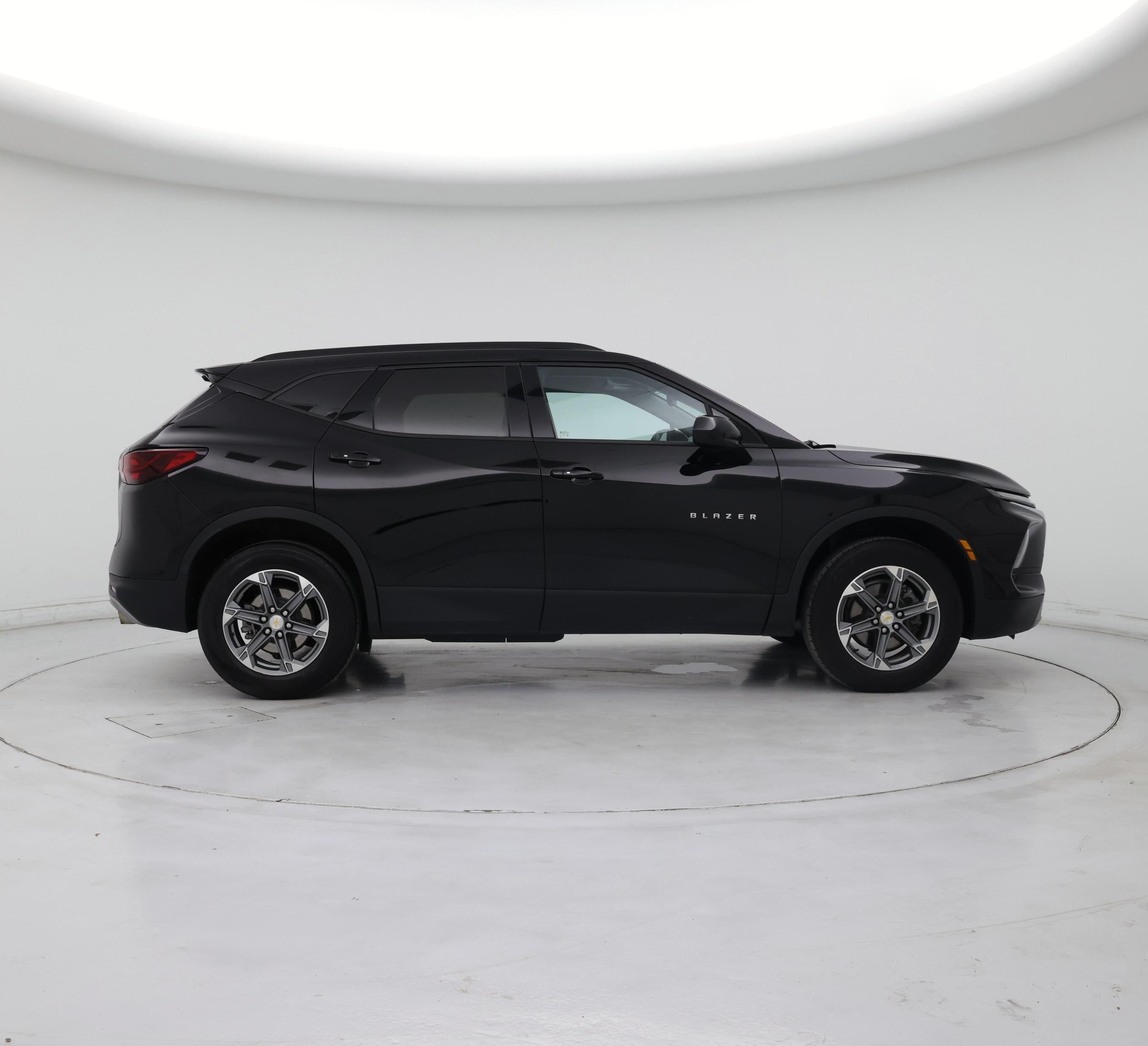 Thumbnail: 2023 Chevrolet Blazer - 7